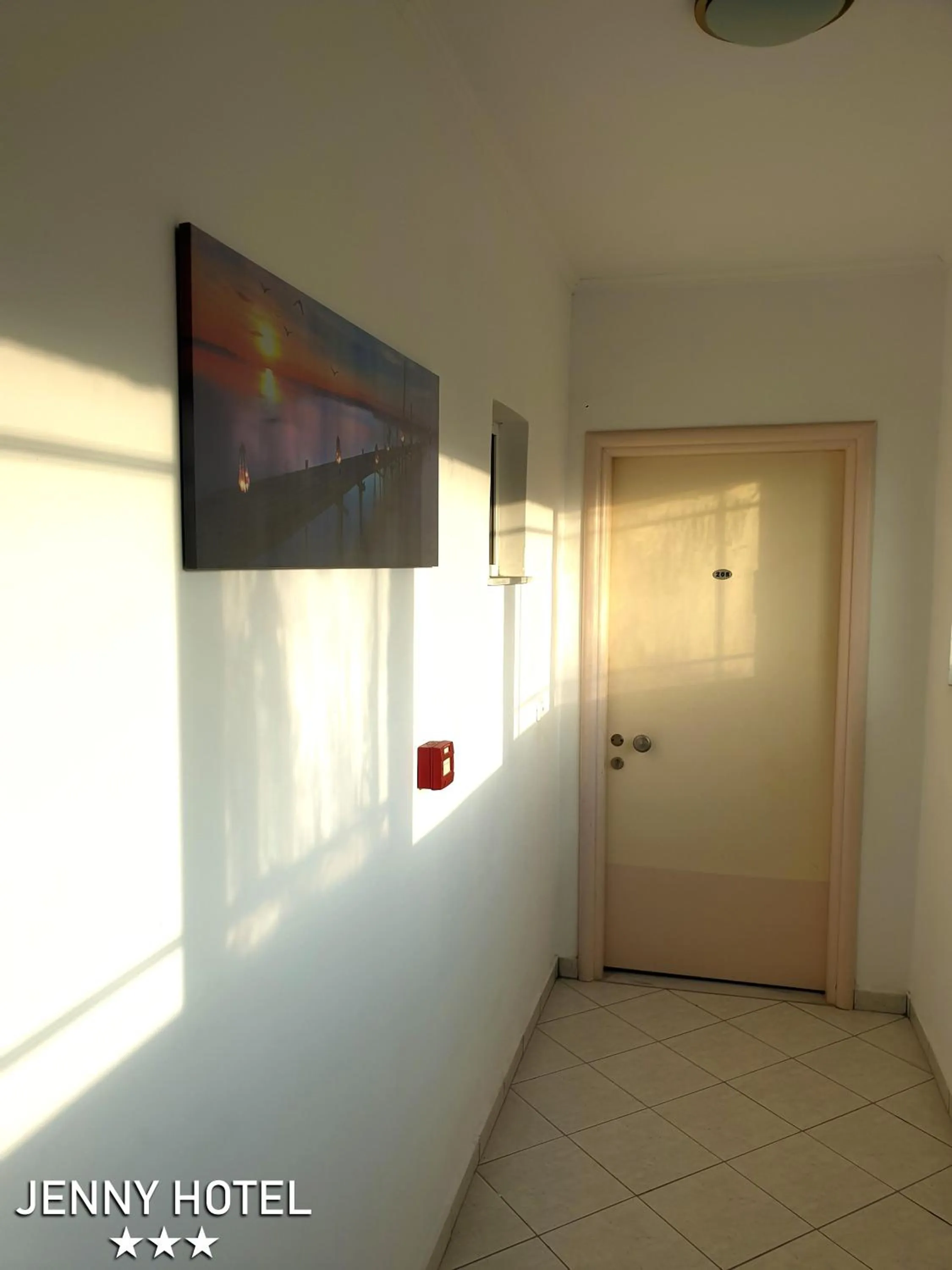 Floor plan in Jenny Hotel