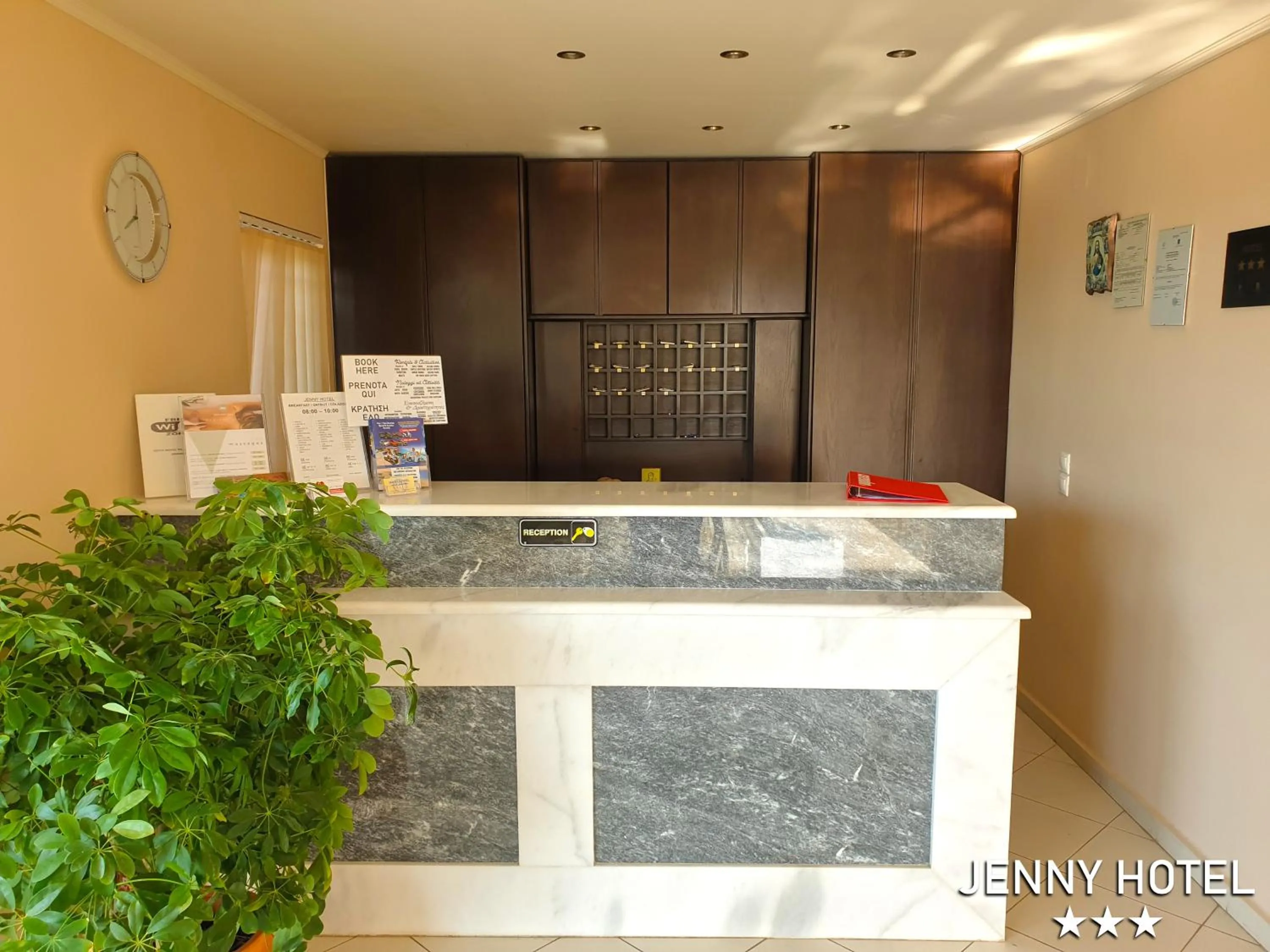 Lobby or reception in Jenny Hotel