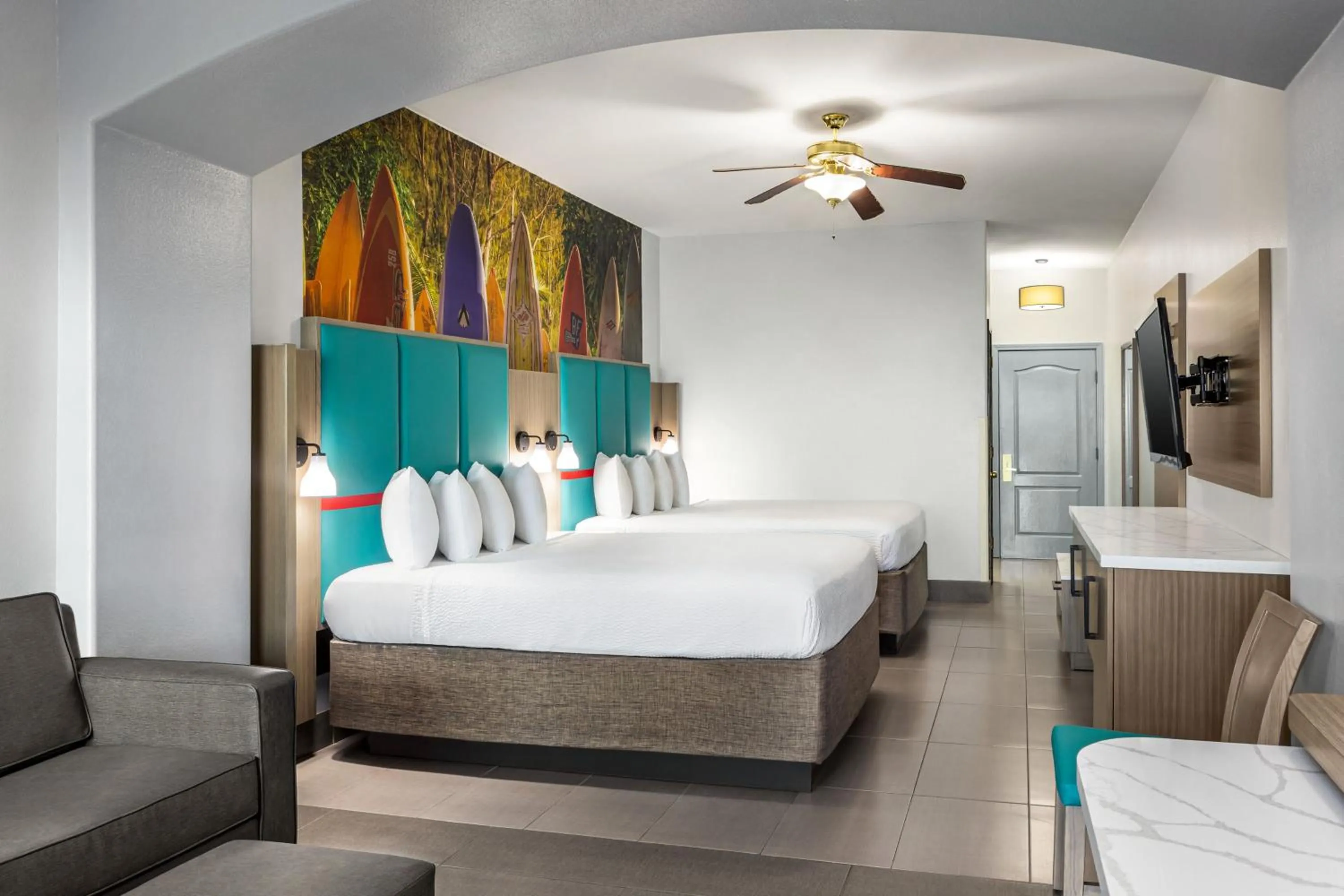 Photo of the whole room, Bed in La Copa Inn Beach Hotel