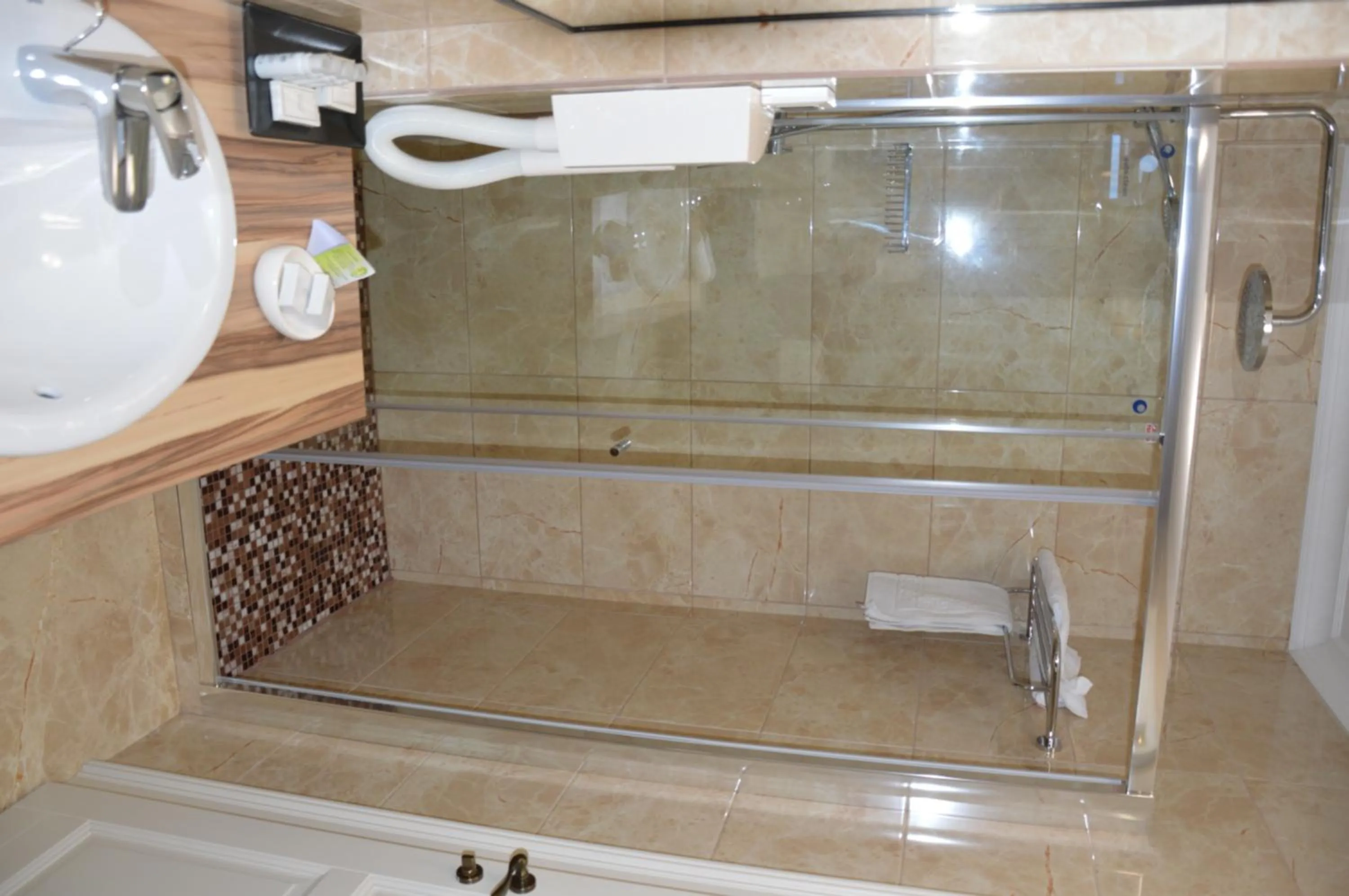 Bathroom in Hotel Saint Germain