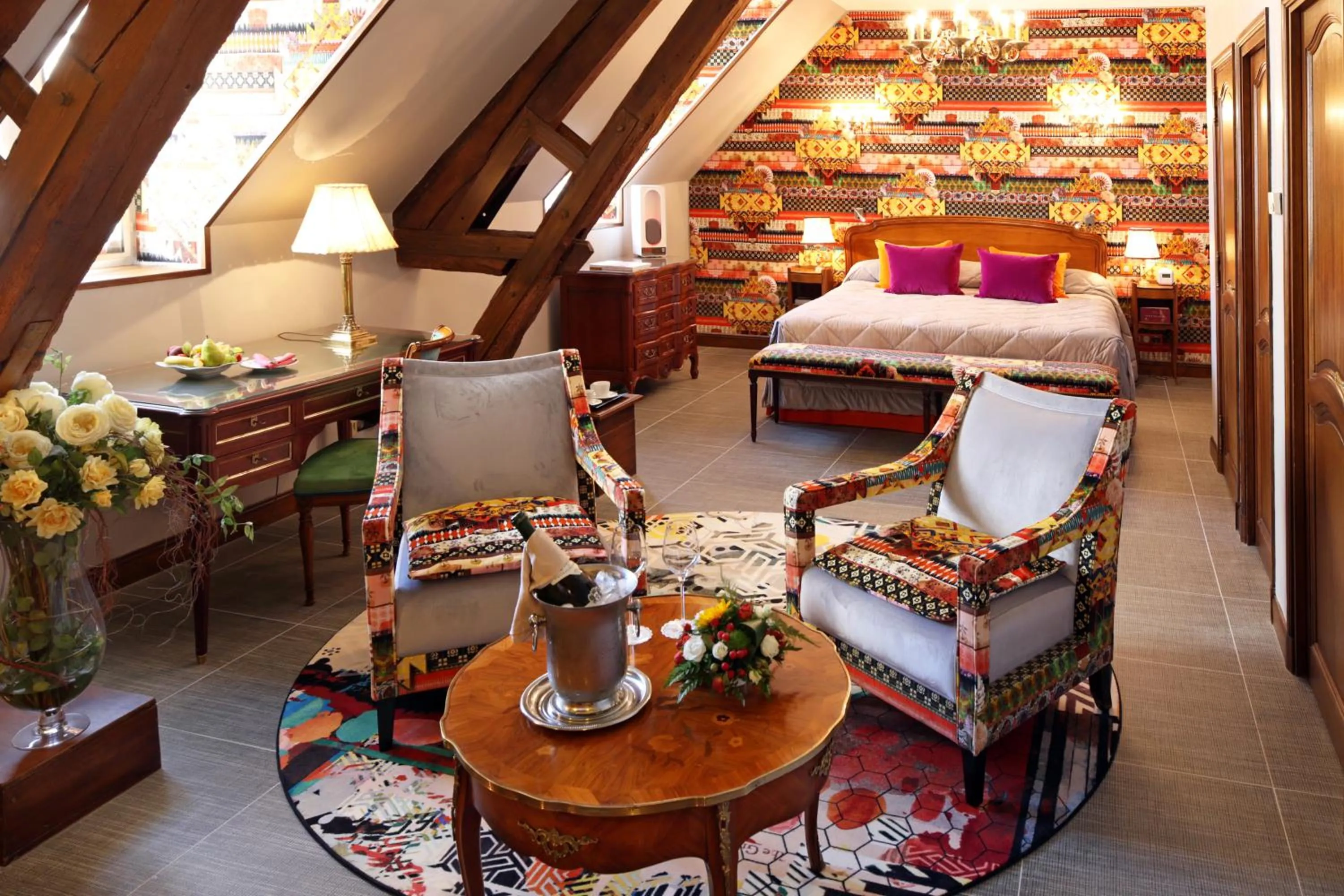 Bedroom, Bed in Hôtel Le Cep & Spa