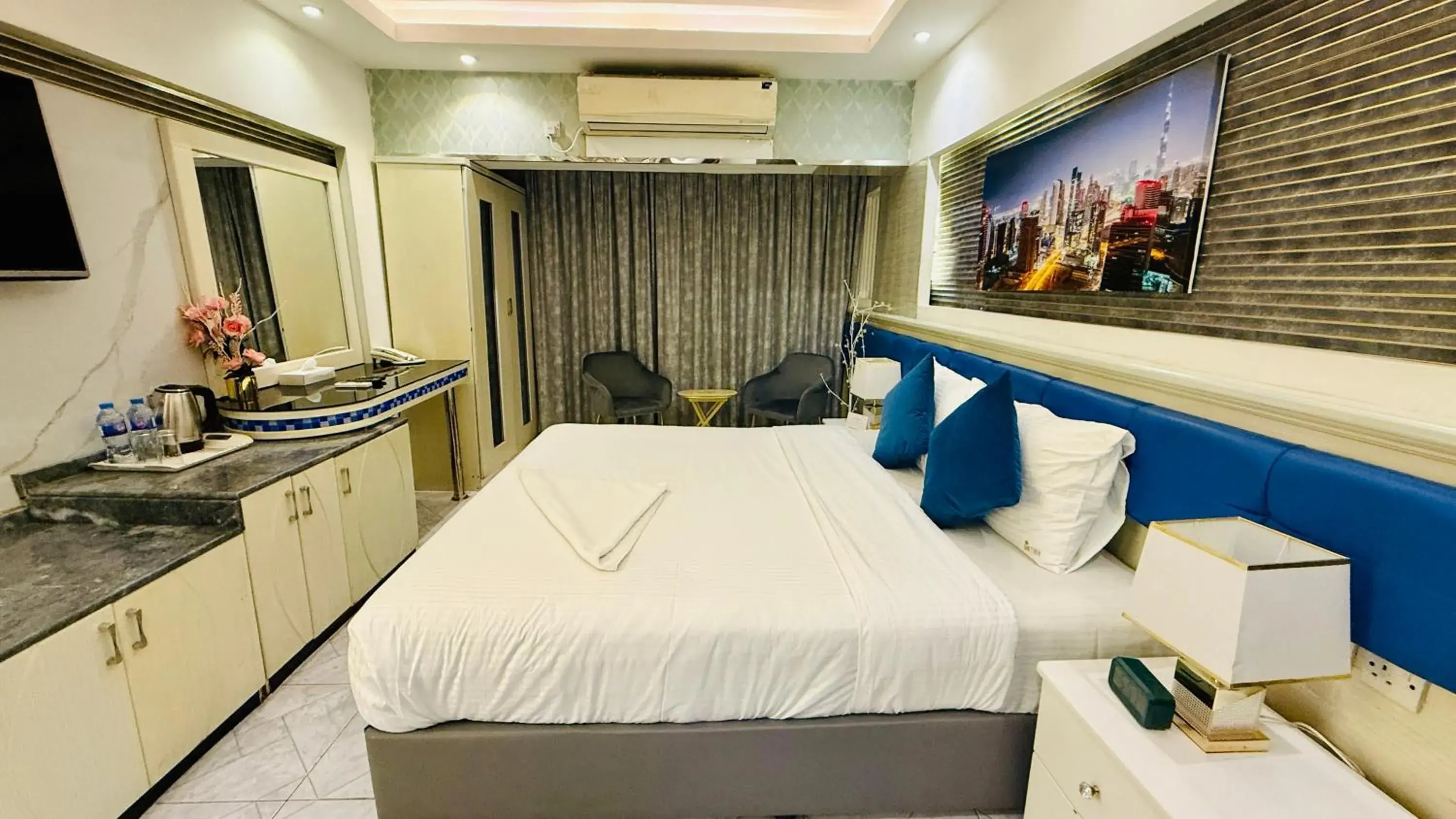 Bed in Trans World Hotel Bed in Trans World Hotel