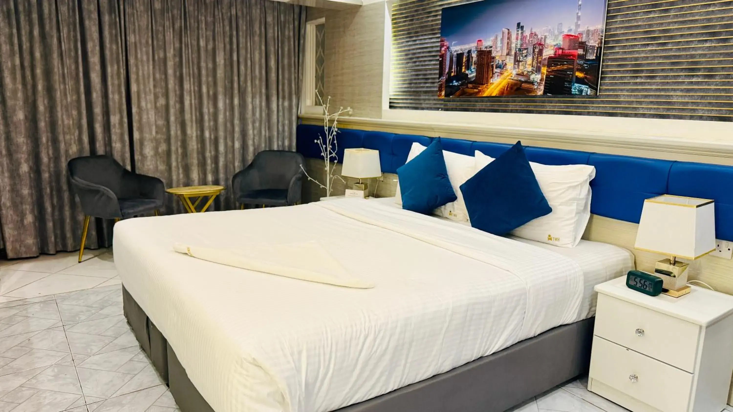 Bed in Trans World Hotel Bed in Trans World Hotel