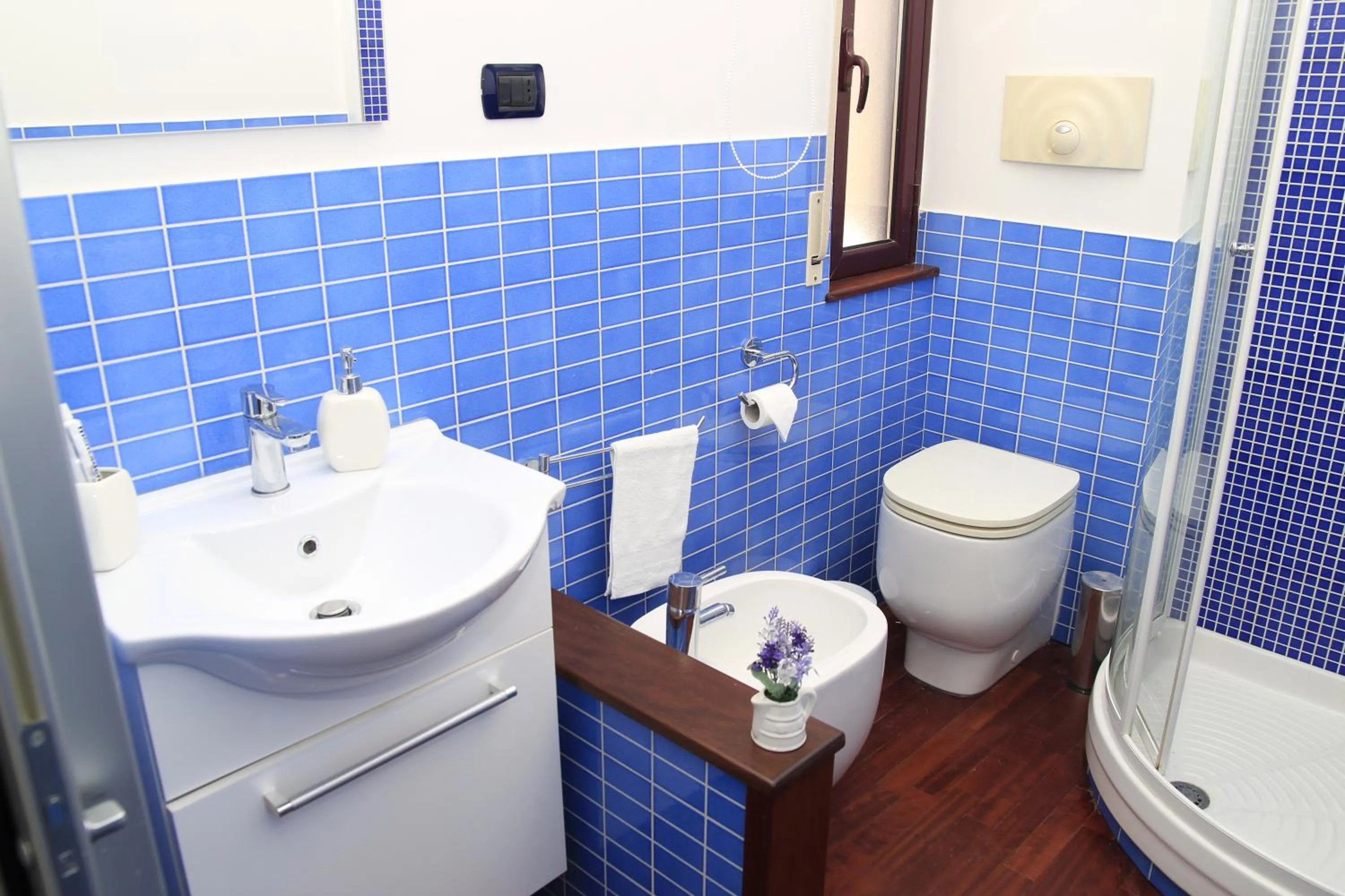 Shower in Mythos Affittacamere