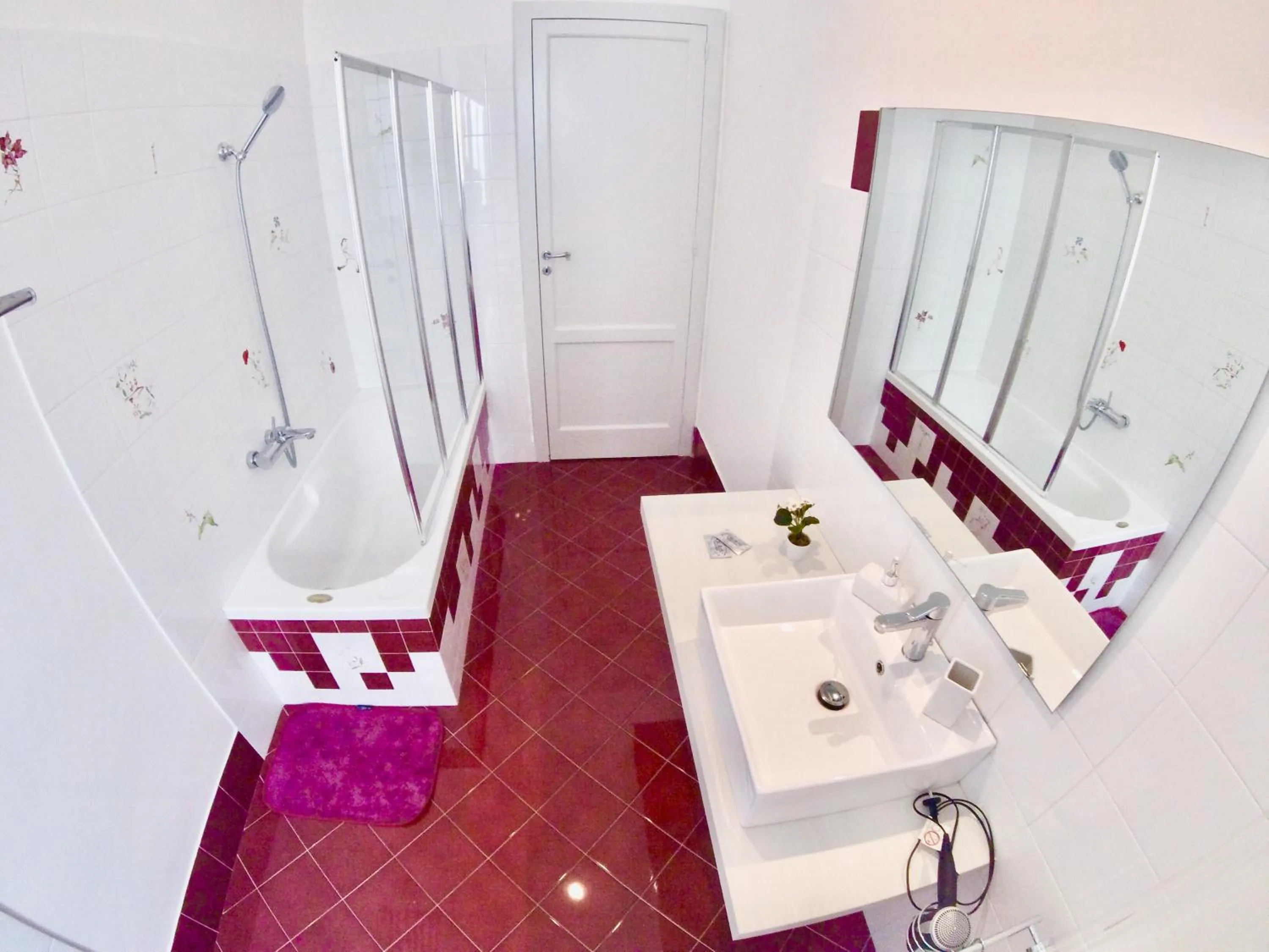 Bathroom in Mythos Affittacamere