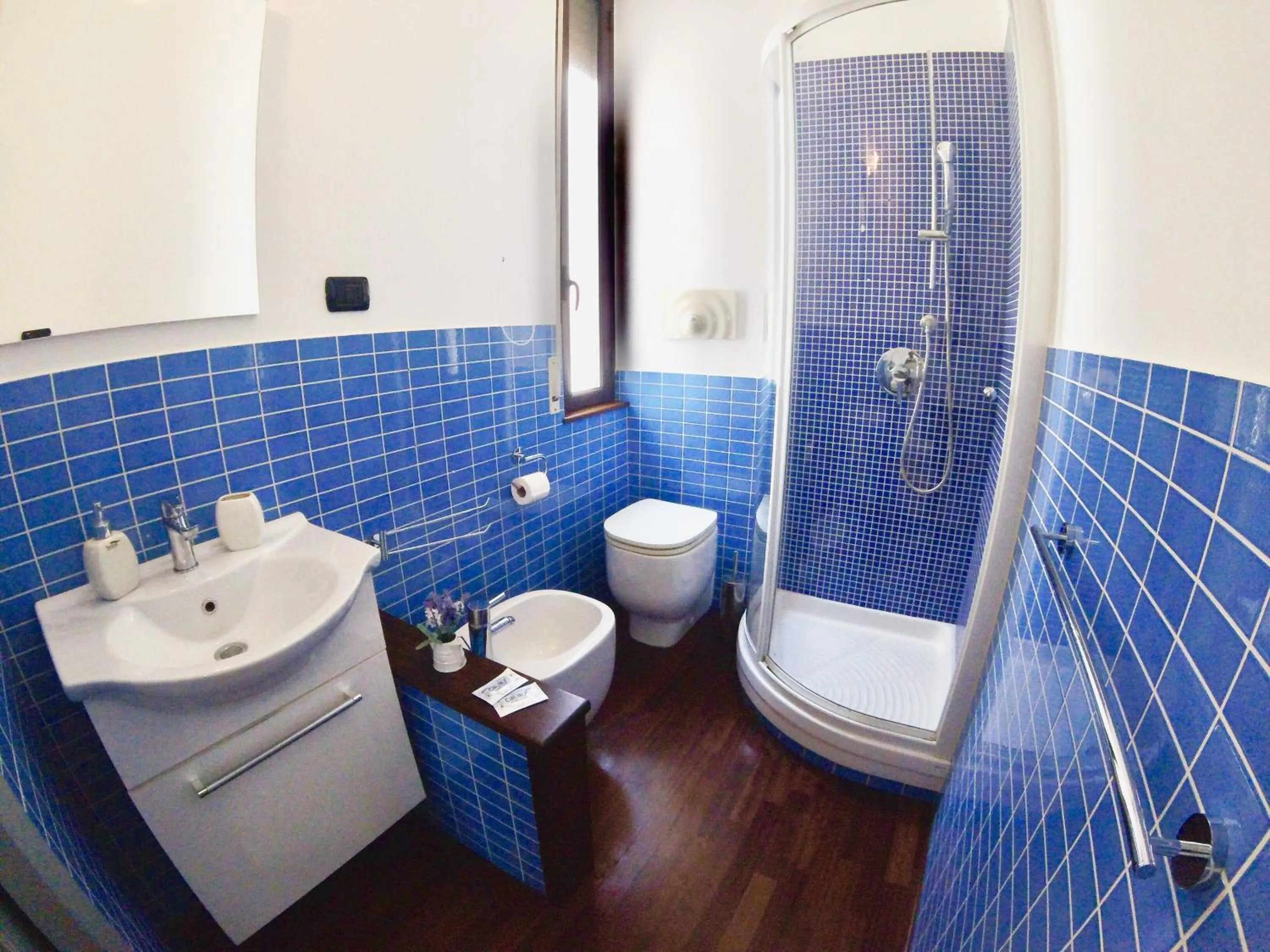 Bathroom in Mythos Affittacamere