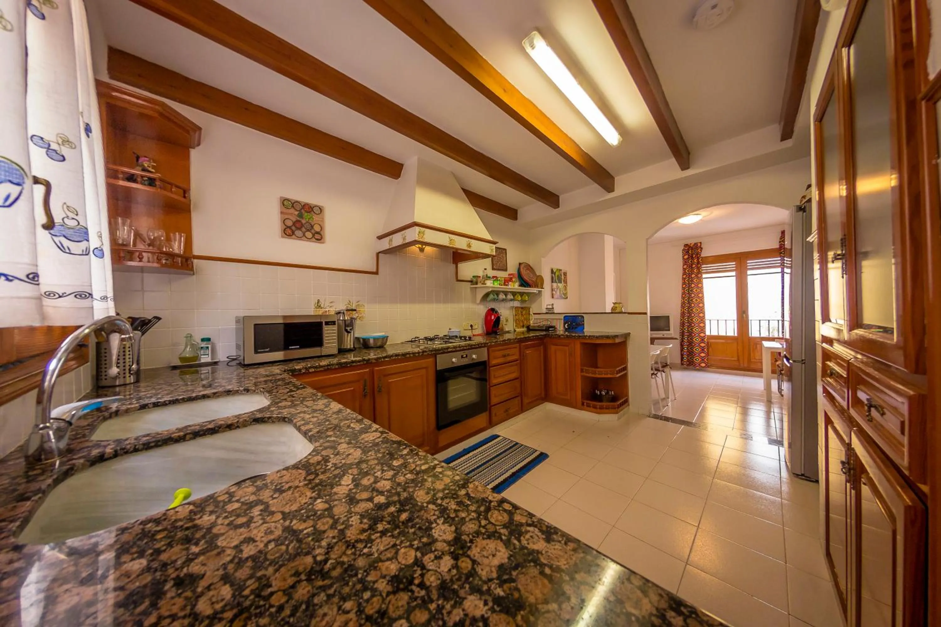 Communal kitchen in Casa Camino al Castillo