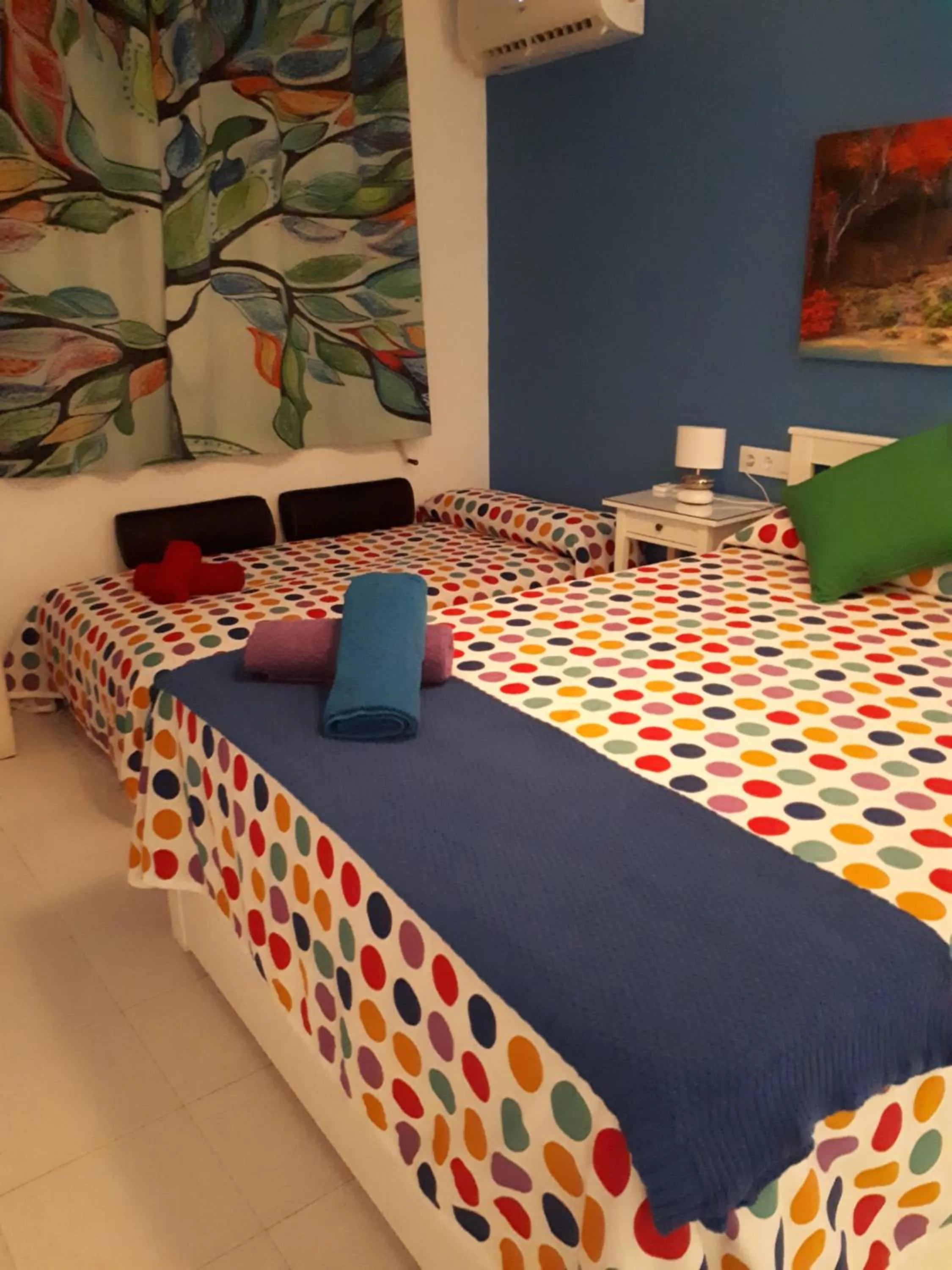 Photo of the whole room, Bed in Casa Camino al Castillo