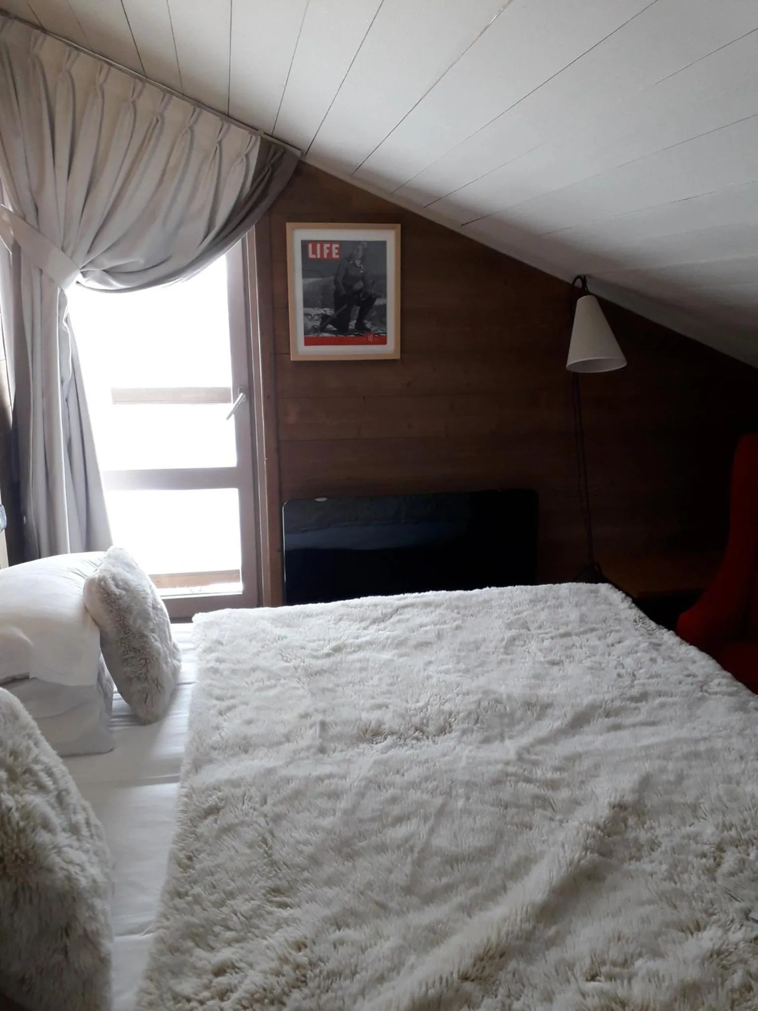 Photo of the whole room, Bed in Les Trois Vallées, a Beaumier hotel