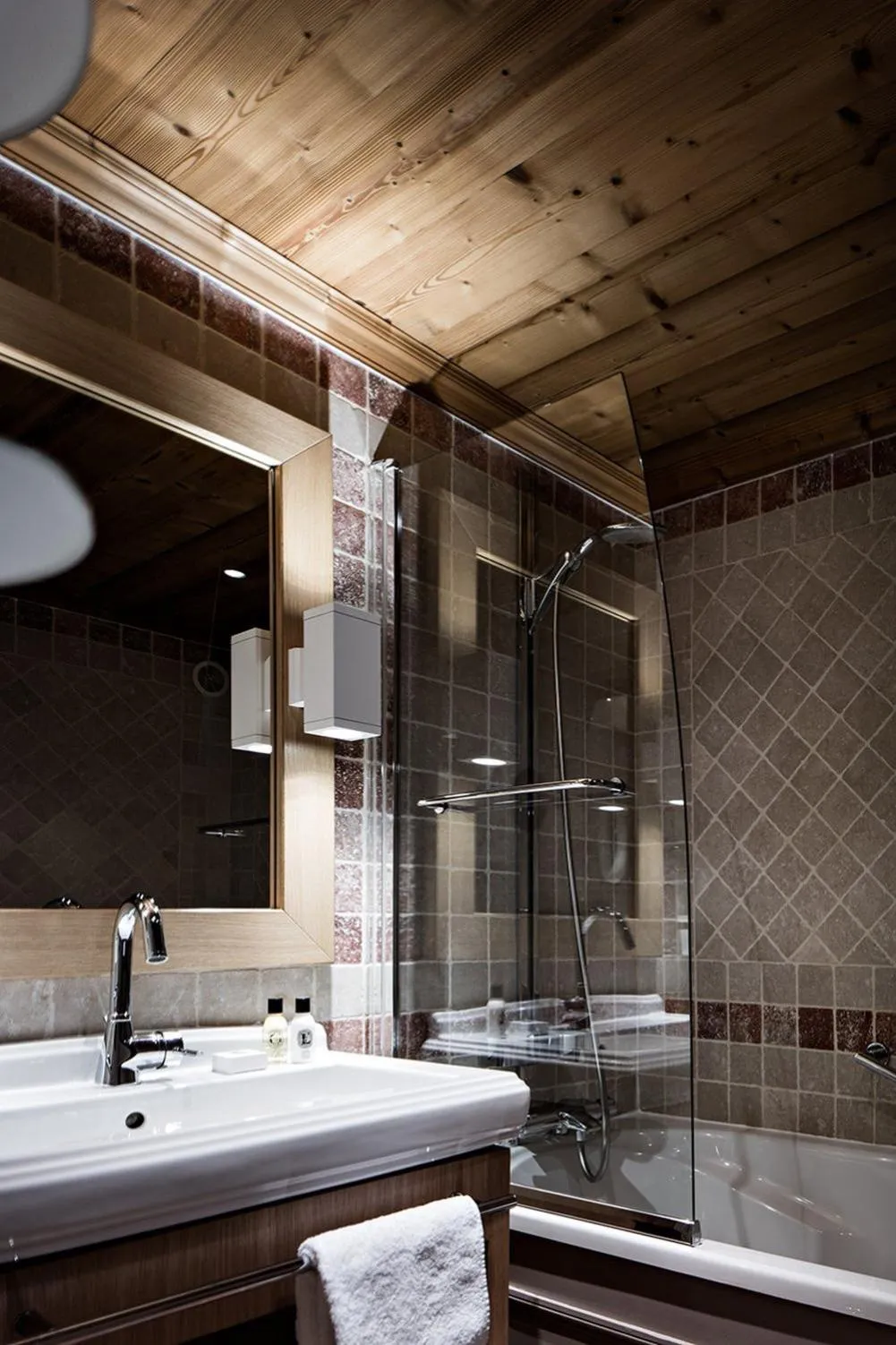 Bathroom in Les Trois Vallées, a Beaumier hotel