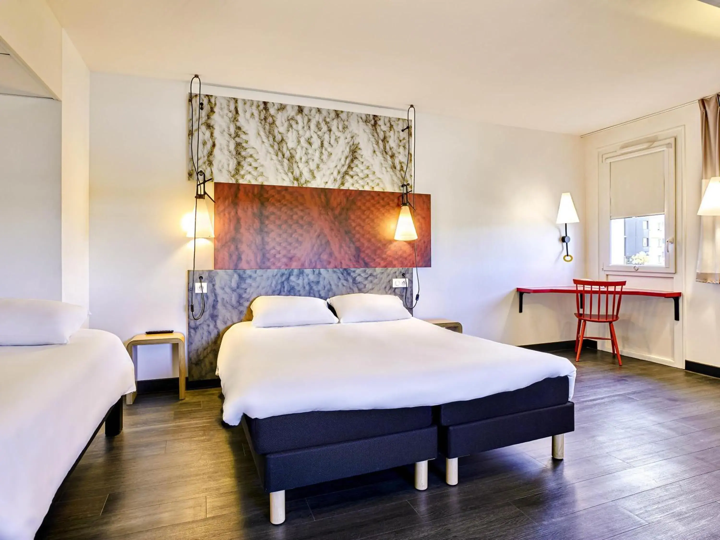 Bedroom, Bed in ibis La Roche Sur Yon Vendespace Bedroom, Bed in ibis La Roche Sur Yon Vendespace