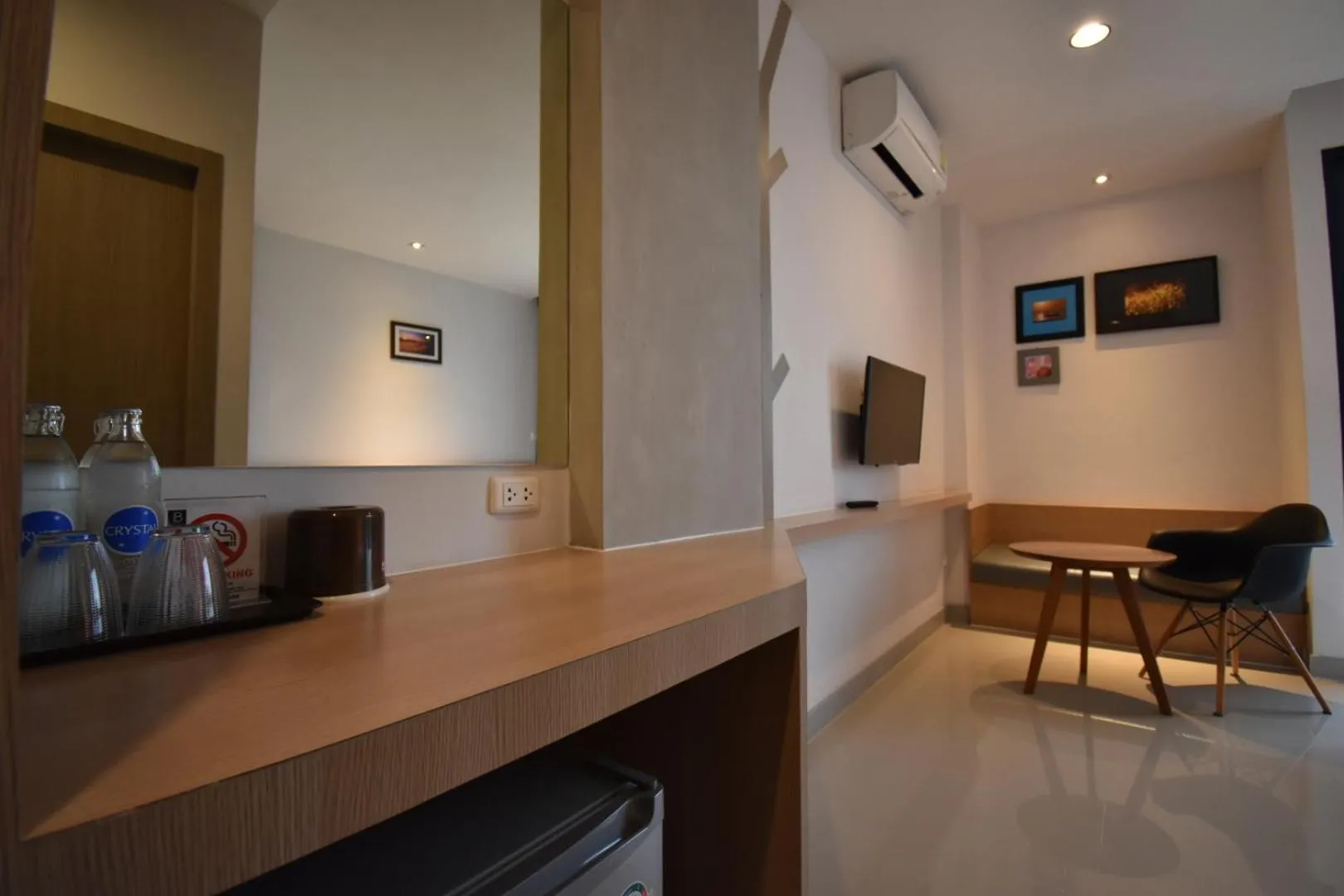 TV and multimedia in B Boutique Hotel