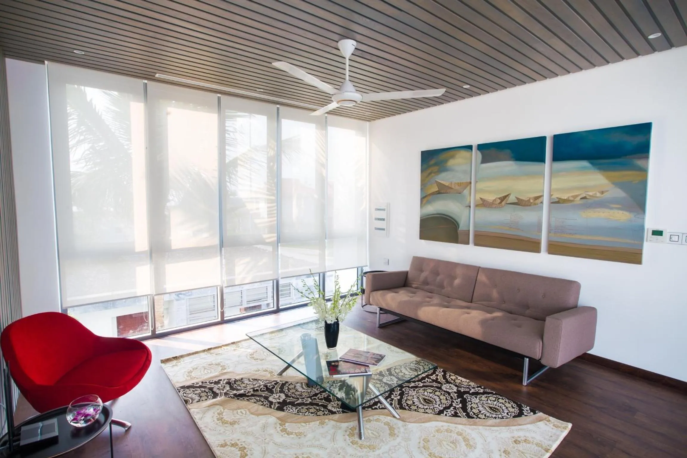 Living room, Lounge/Bar in The Yacht Villa