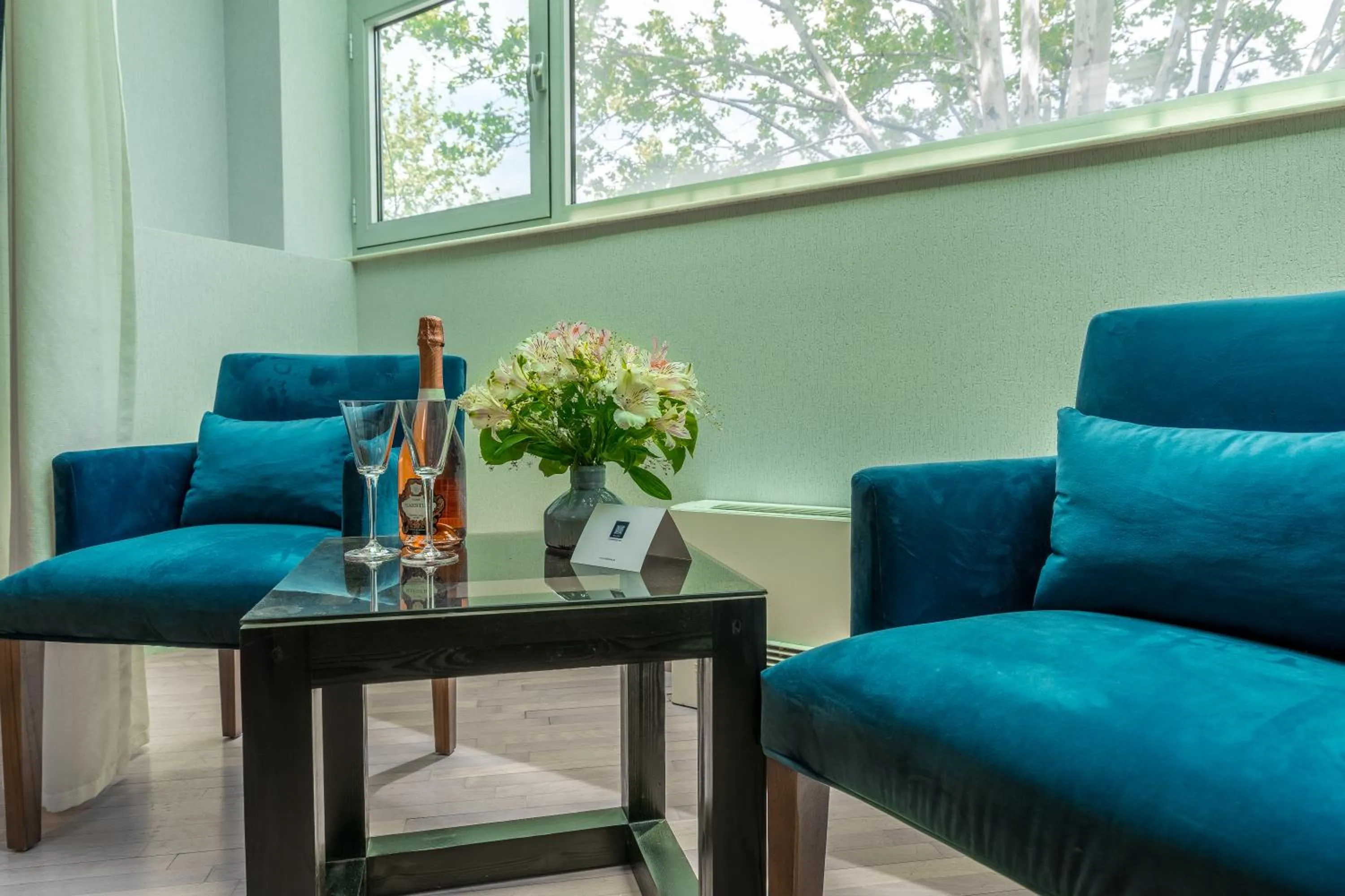 Seating area in Hotel Bella Casa