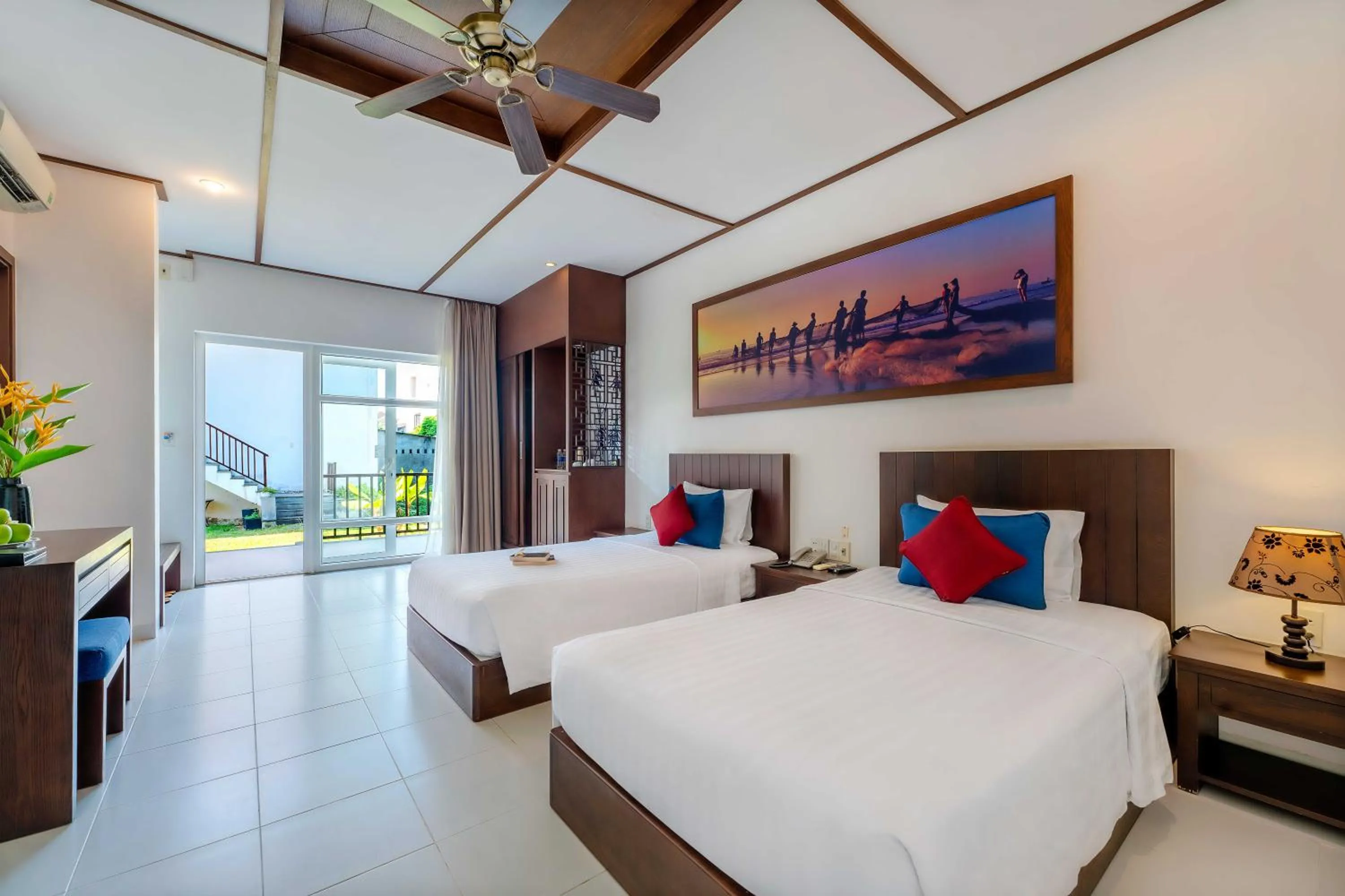 Bed in Tam Thanh Beach Resort & Spa