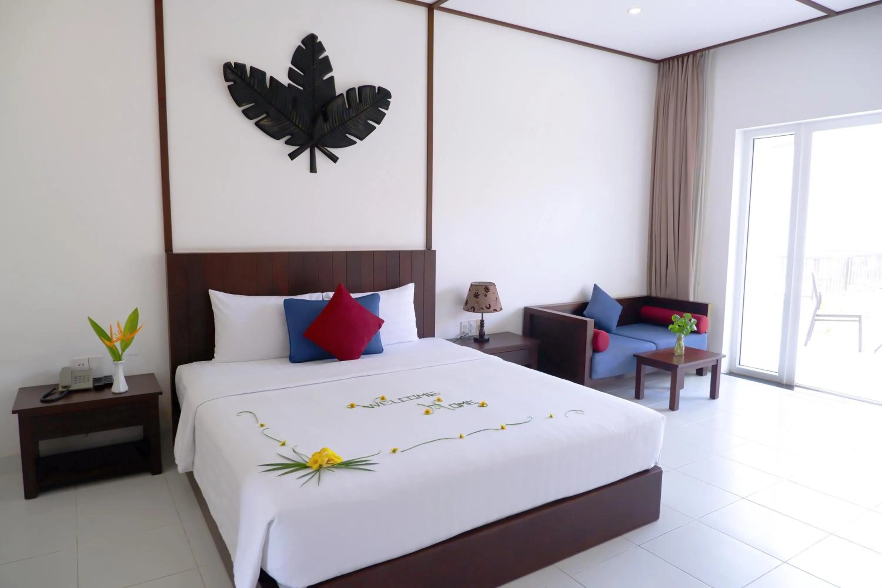 Bed in Tam Thanh Beach Resort & Spa