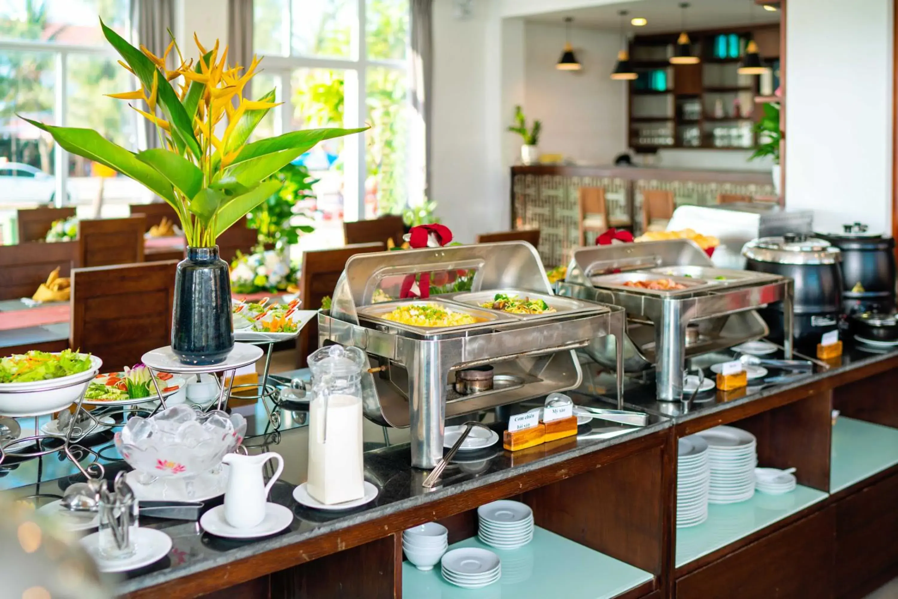 Food and drinks in Tam Thanh Beach Resort & Spa Food and drinks in Tam Thanh Beach Resort & Spa