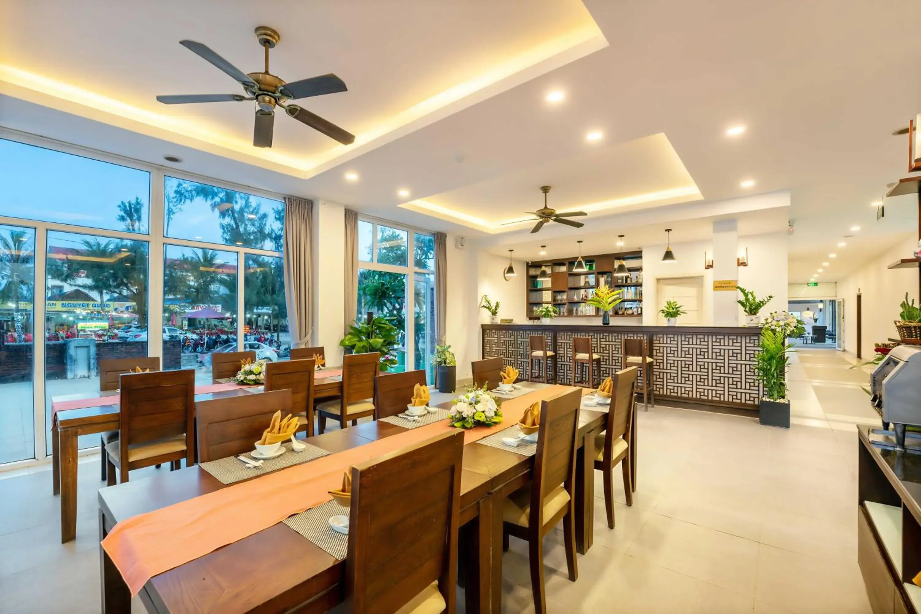 Restaurant/places to eat in Tam Thanh Beach Resort & Spa Restaurant/places to eat in Tam Thanh Beach Resort & Spa