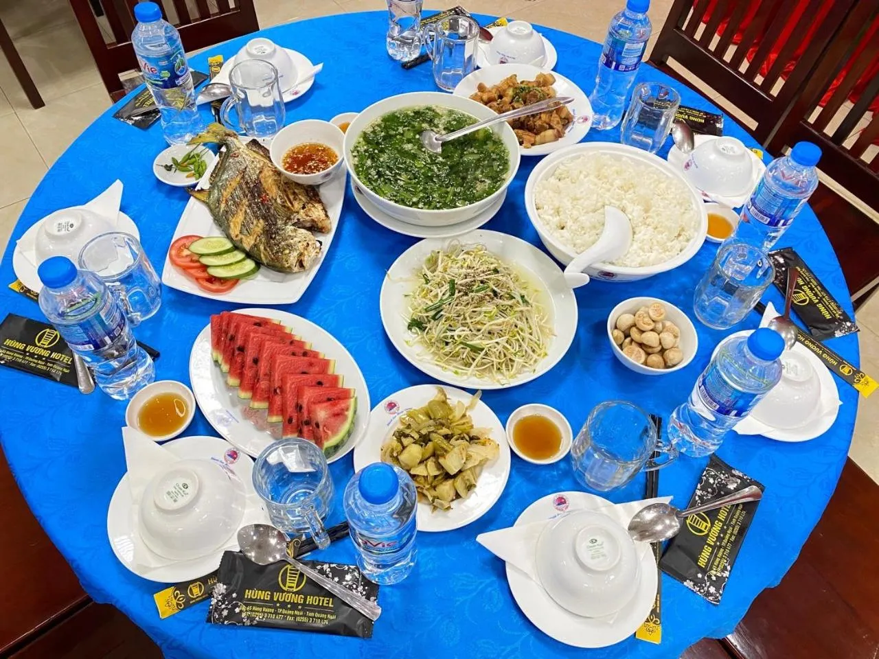 Restaurant/places to eat in Khách Sạn Hùng Vương Quảng Ngãi