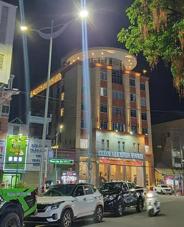 Property building in Khách Sạn Hùng Vương Quảng Ngãi Property building in Khách Sạn Hùng Vương Quảng Ngãi