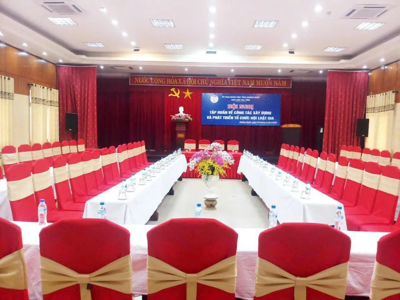 Meeting/conference room in Khách Sạn Hùng Vương Quảng Ngãi