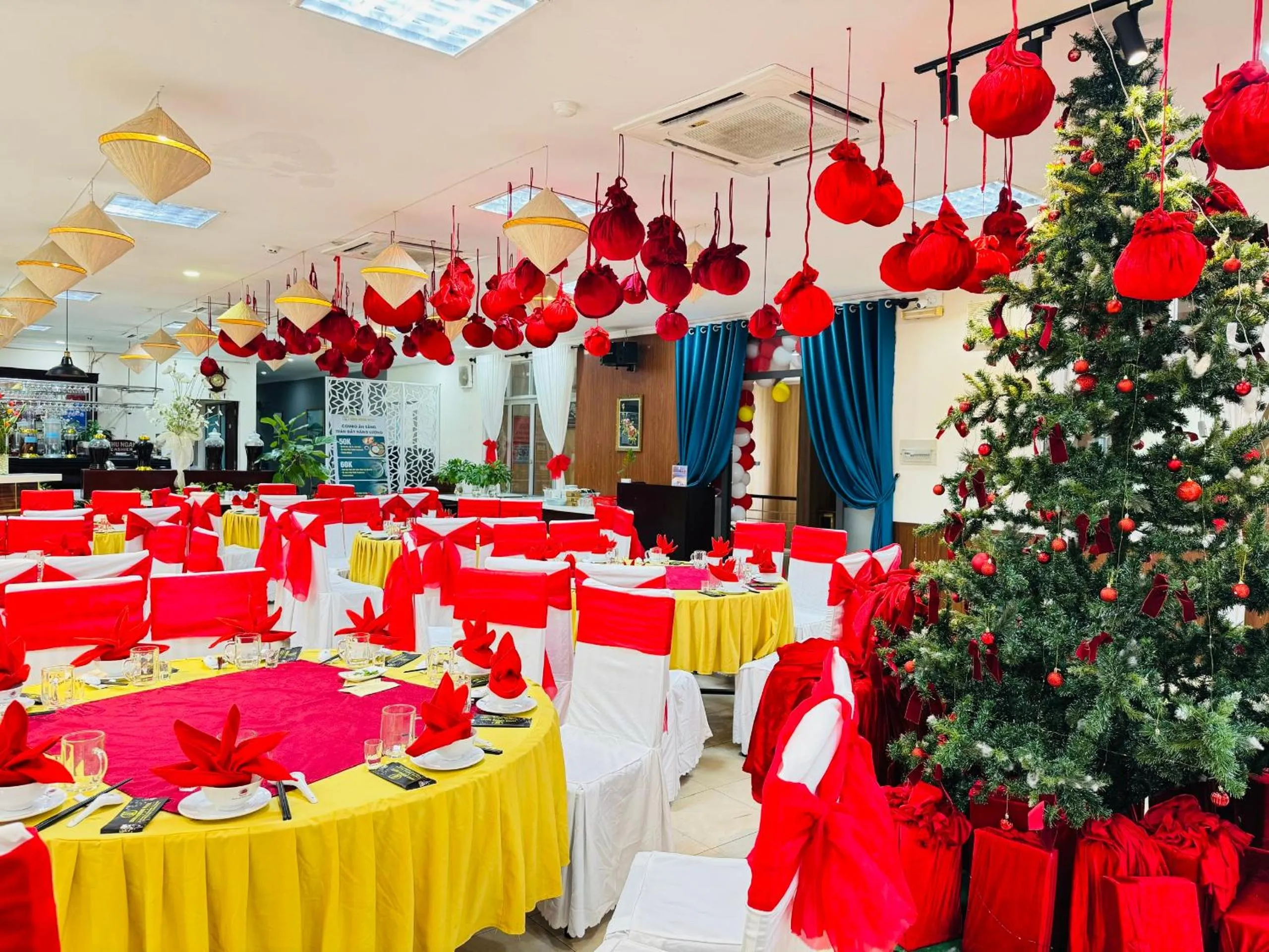 Restaurant/places to eat in Khách Sạn Hùng Vương Quảng Ngãi