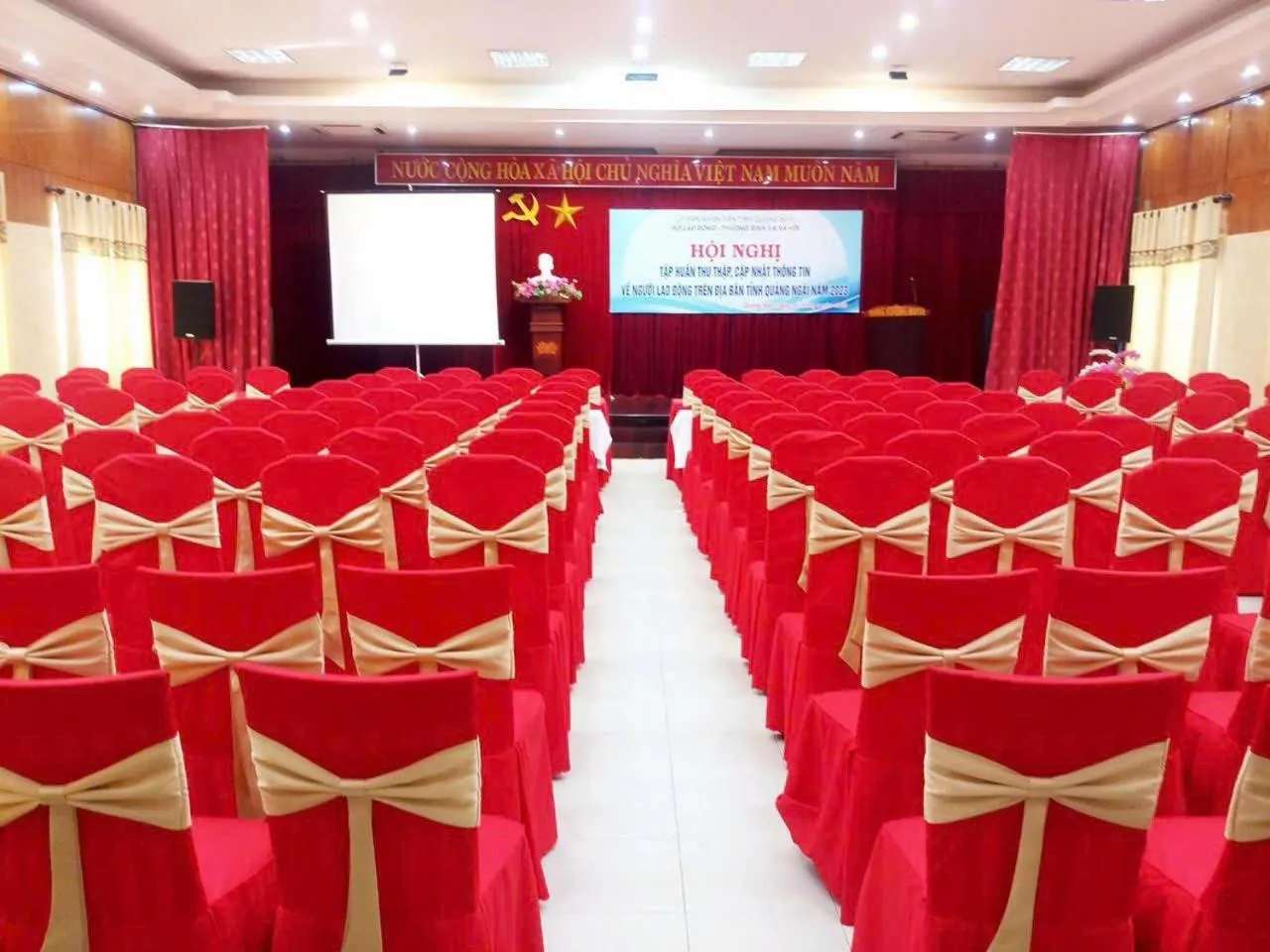 Meeting/conference room in Khách Sạn Hùng Vương Quảng Ngãi