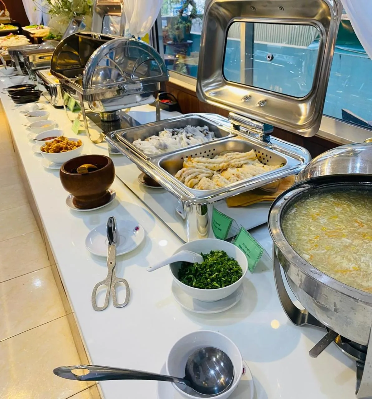 Buffet breakfast in Khách Sạn Hùng Vương Quảng Ngãi