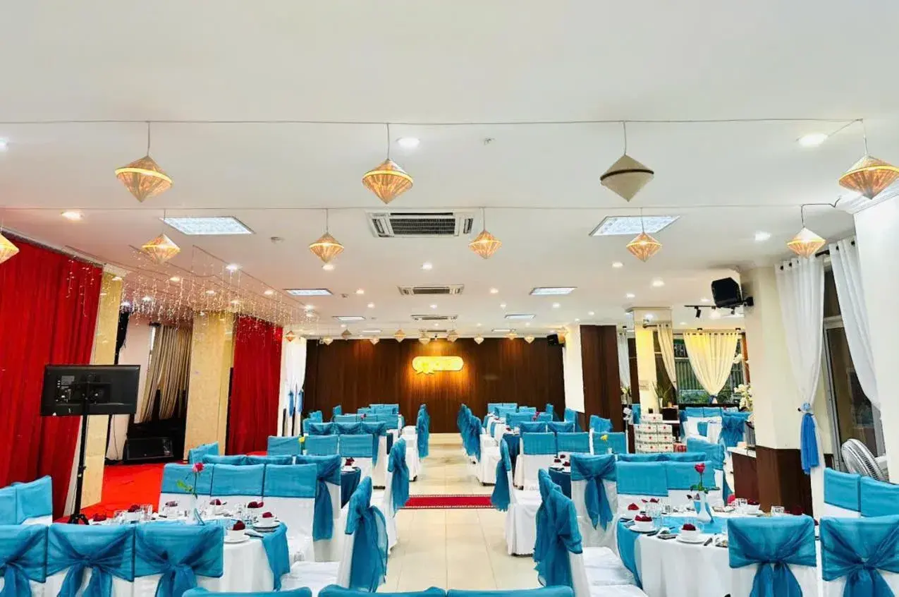 Restaurant/places to eat in Khách Sạn Hùng Vương Quảng Ngãi Restaurant/places to eat in Khách Sạn Hùng Vương Quảng Ngãi