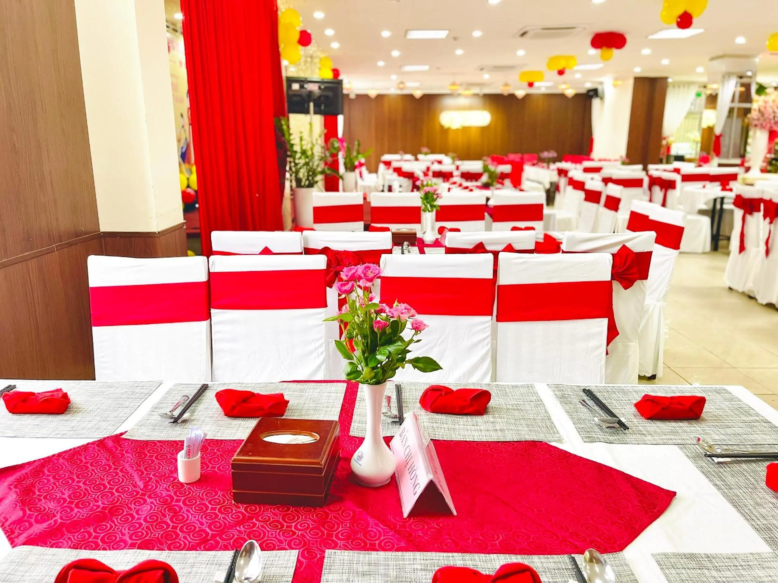 Restaurant/places to eat in Khách Sạn Hùng Vương Quảng Ngãi