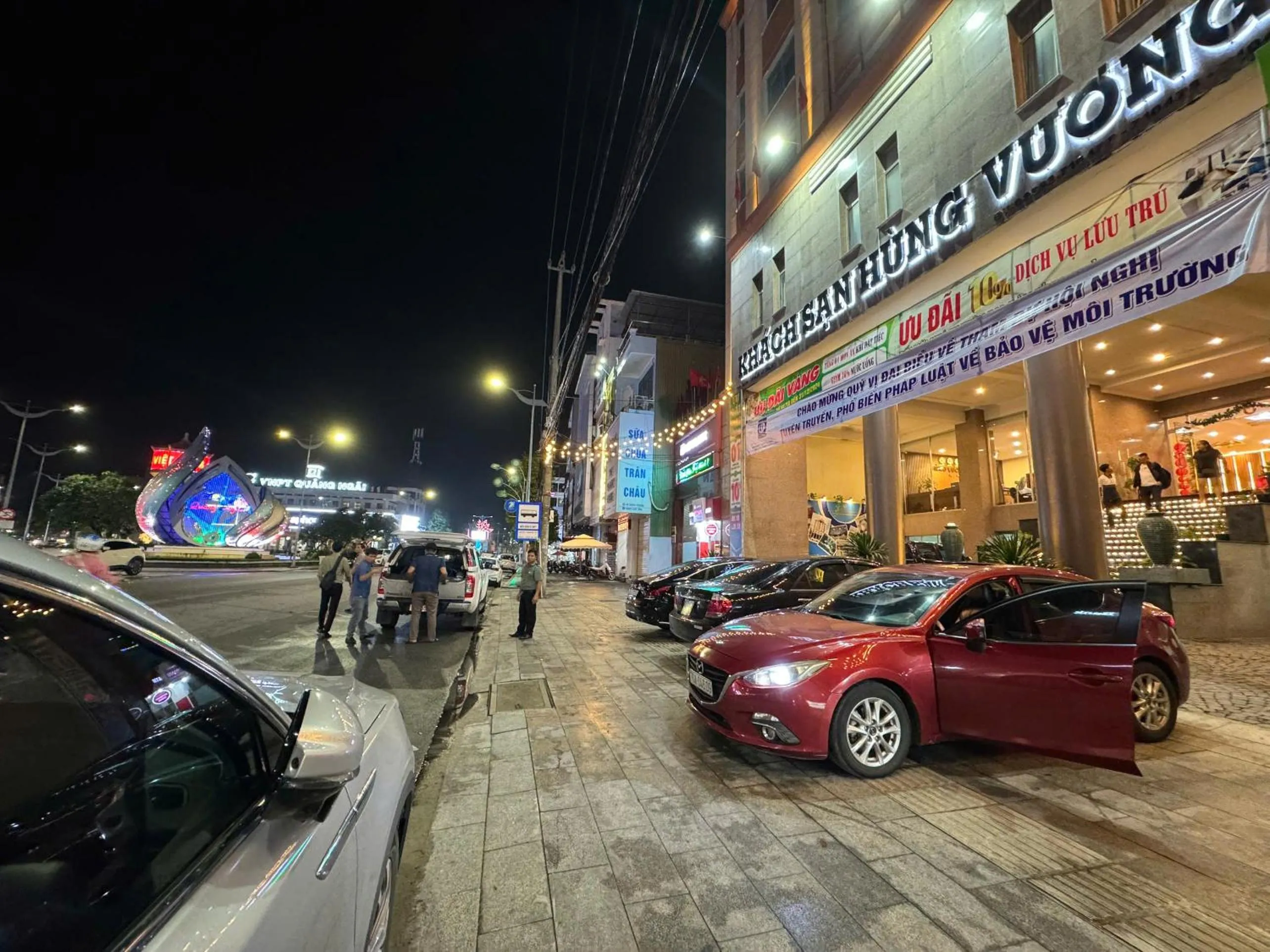 Neighbourhood in Khách Sạn Hùng Vương Quảng Ngãi