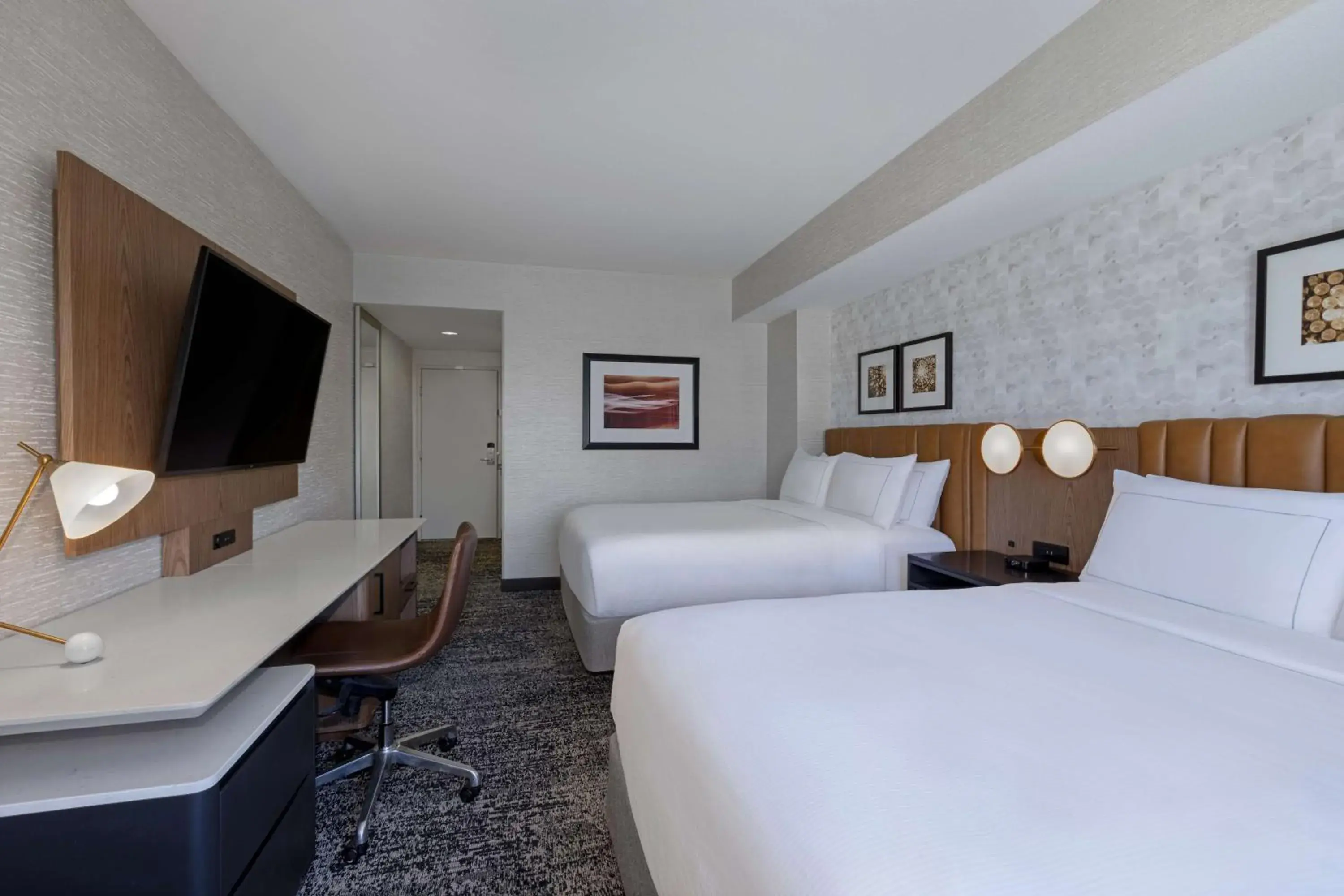 Bed in DoubleTree by Hilton Las Vegas East Flamingo Bed in DoubleTree by Hilton Las Vegas East Flamingo