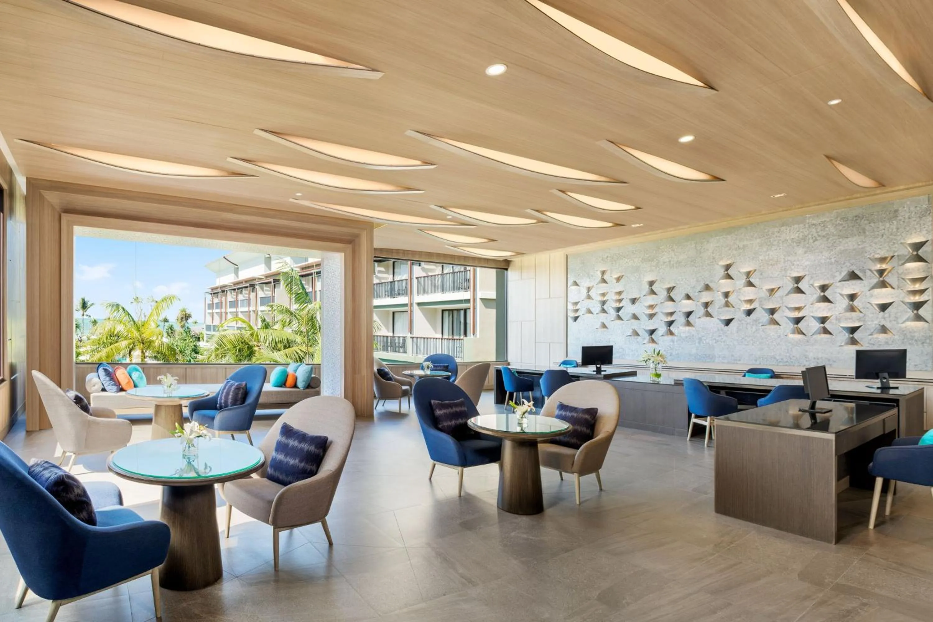 Lobby or reception in Le Meridien Khao Lak Resort & Spa