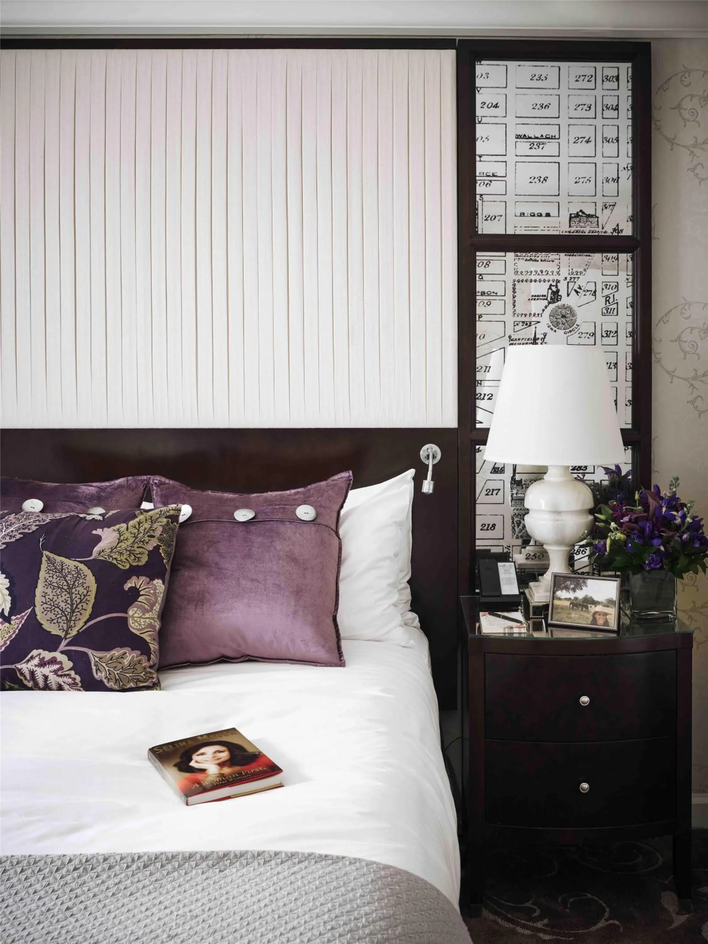 Bedroom, Bed in Hamilton Hotel - Washington DC