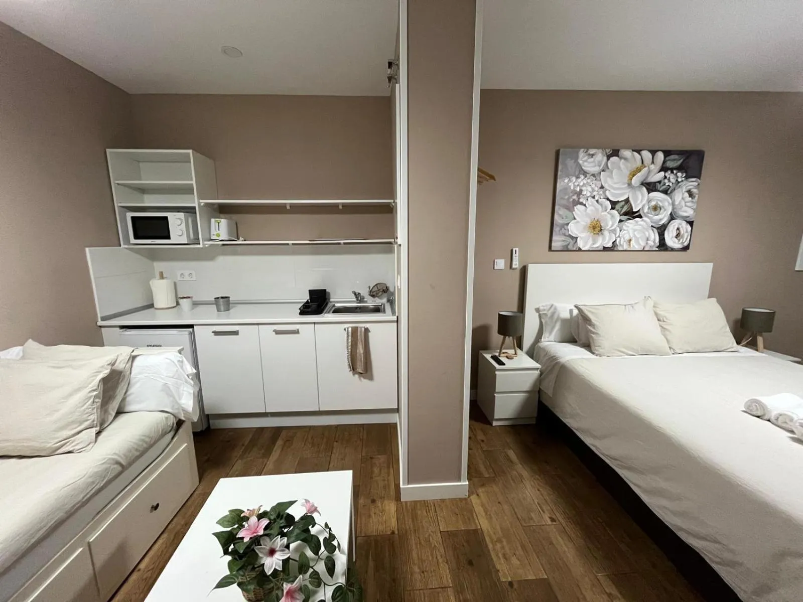 kitchen, Bed in Palacete de la Almudayna