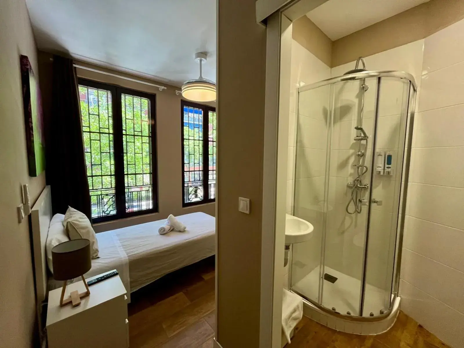 Shower in Palacete de la Almudayna Shower in Palacete de la Almudayna