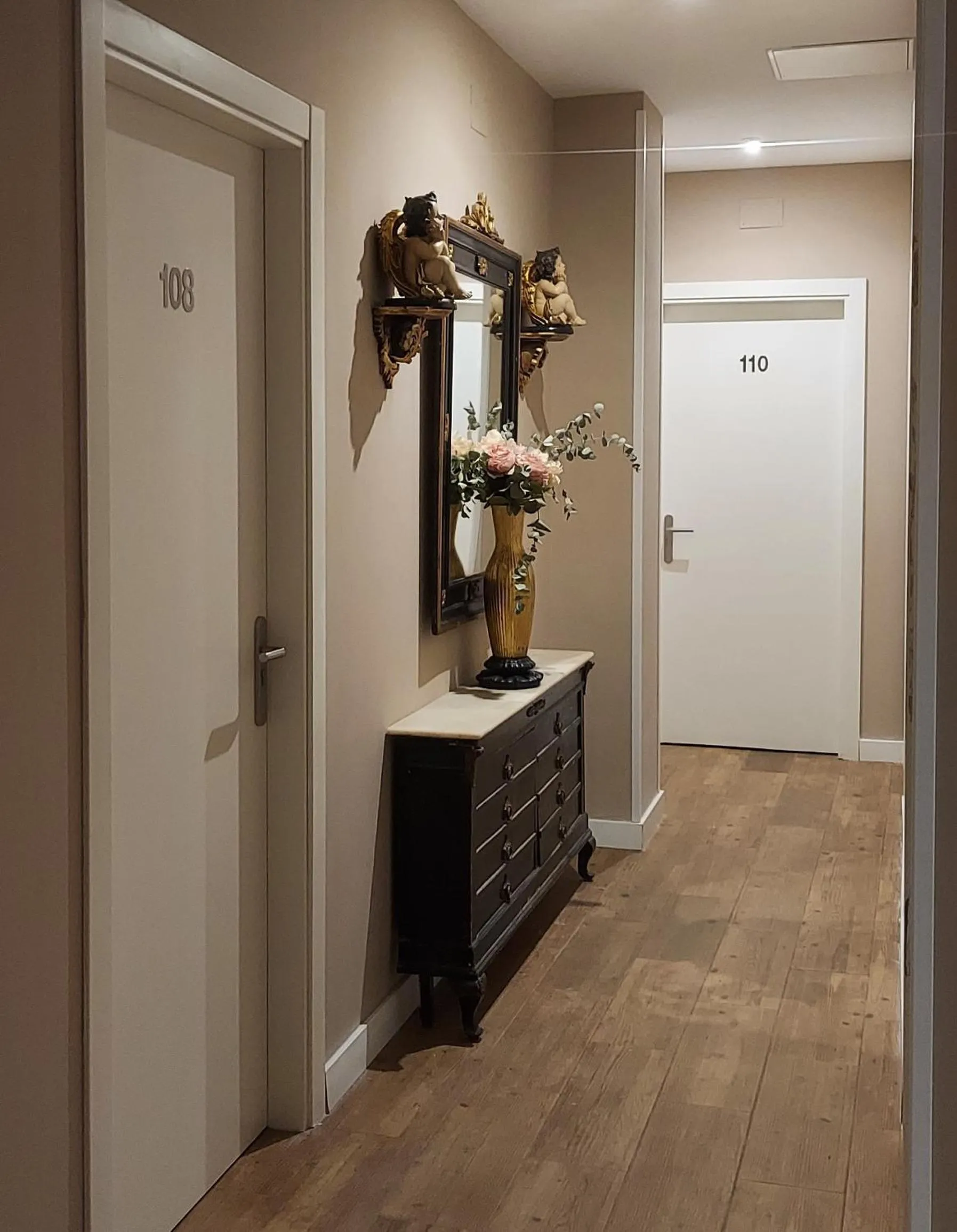 Area and facilities in Palacete de la Almudayna