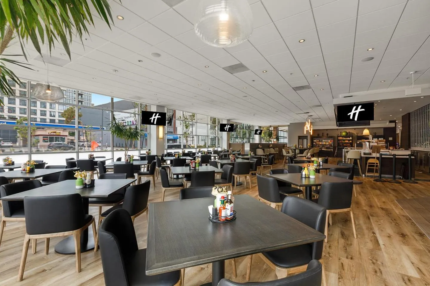 Restaurant/places to eat in Holiday Inn San Francisco - Golden Gateway newly renovated with No Resort Fee