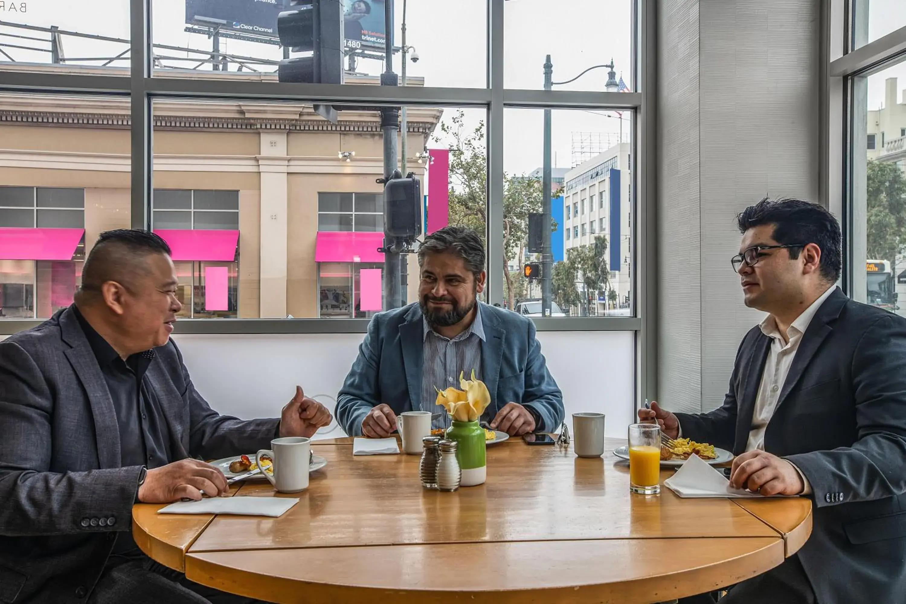 Restaurant/places to eat in Holiday Inn San Francisco - Golden Gateway newly renovated with No Resort Fee Restaurant/places to eat in Holiday Inn San Francisco - Golden Gateway newly renovated with No Resort Fee