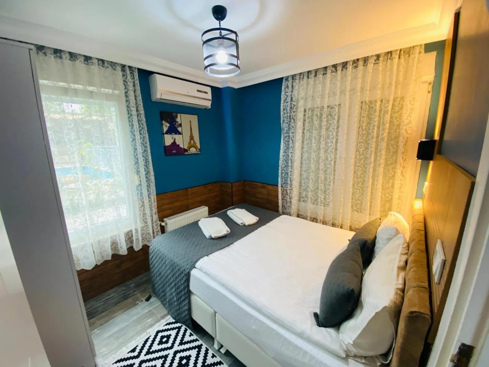 Bed in Royal Loft Suit