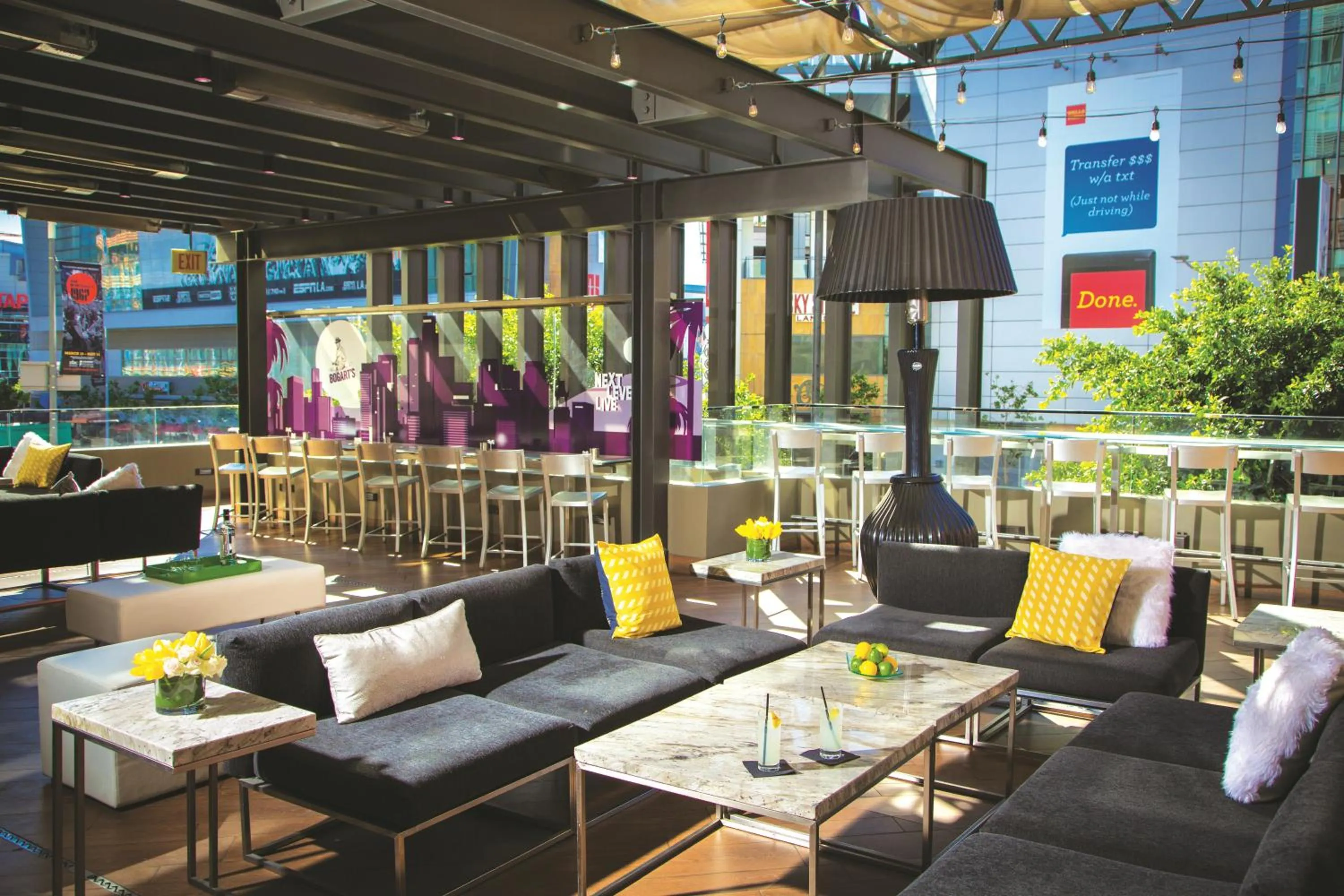 Patio in E Central Hotel Downtown Los Angeles