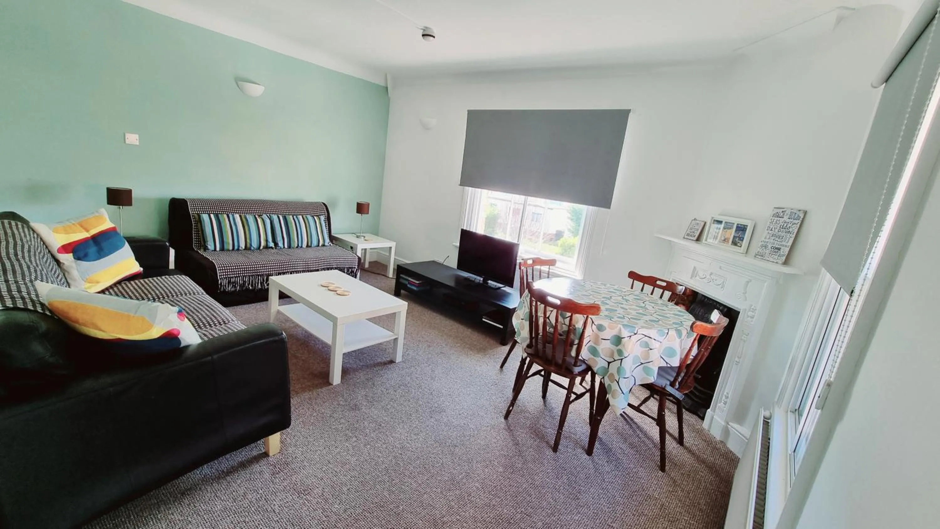 Bedroom, Bed in Beachcomber Holiday Apartments