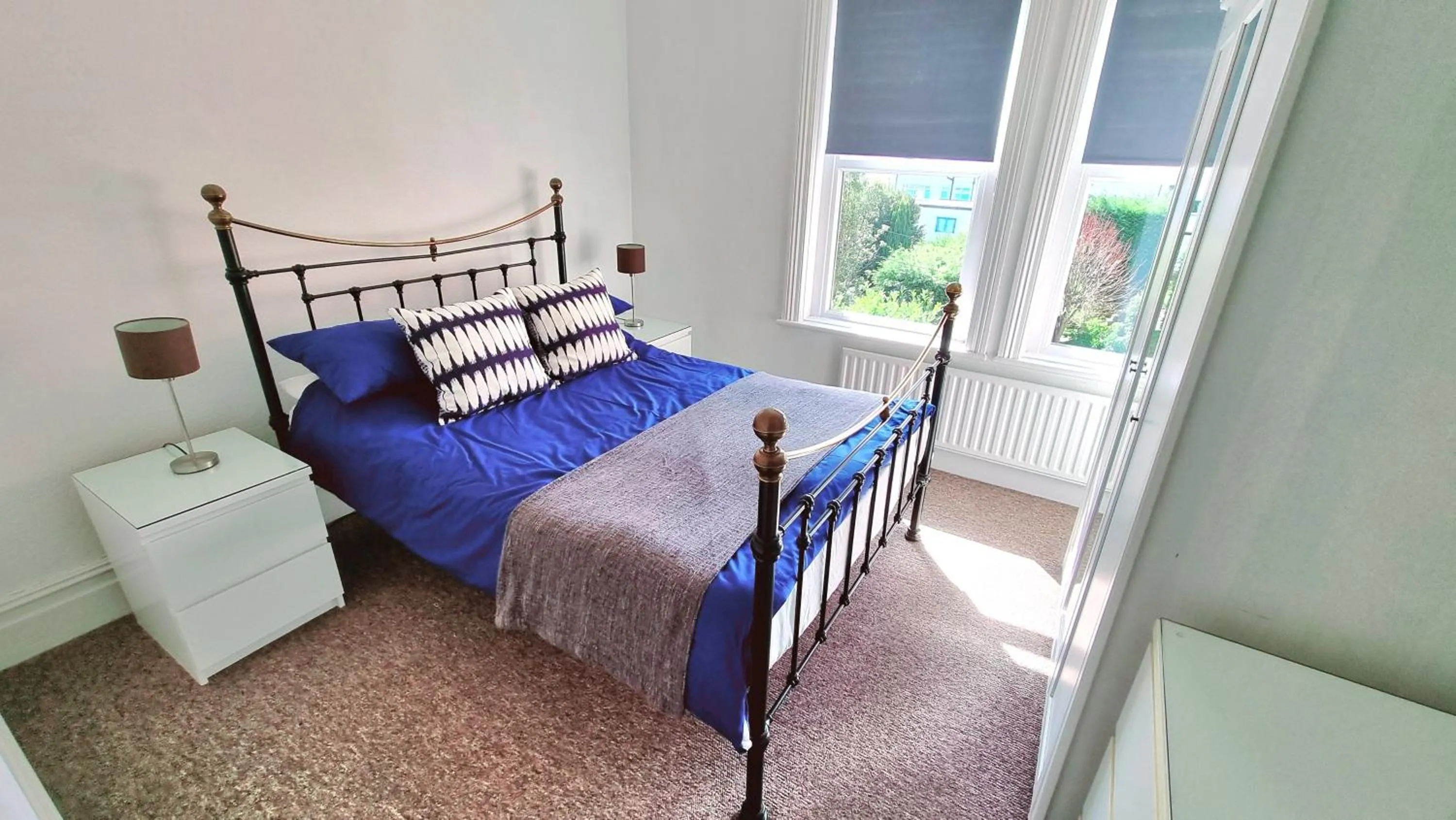 Bedroom, Bed in Beachcomber Holiday Apartments