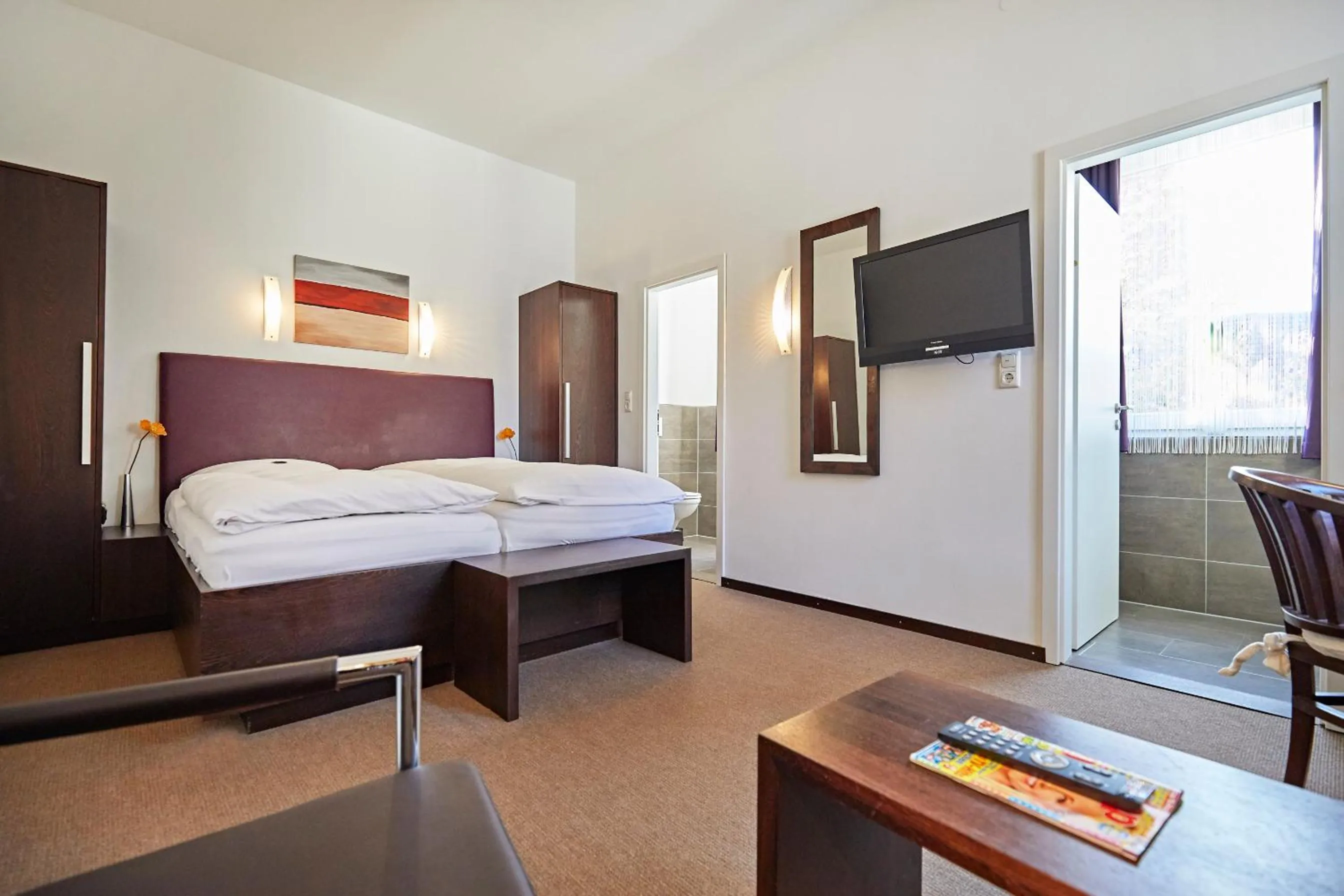 Bedroom, Bed in Hotel Zur Wartburg