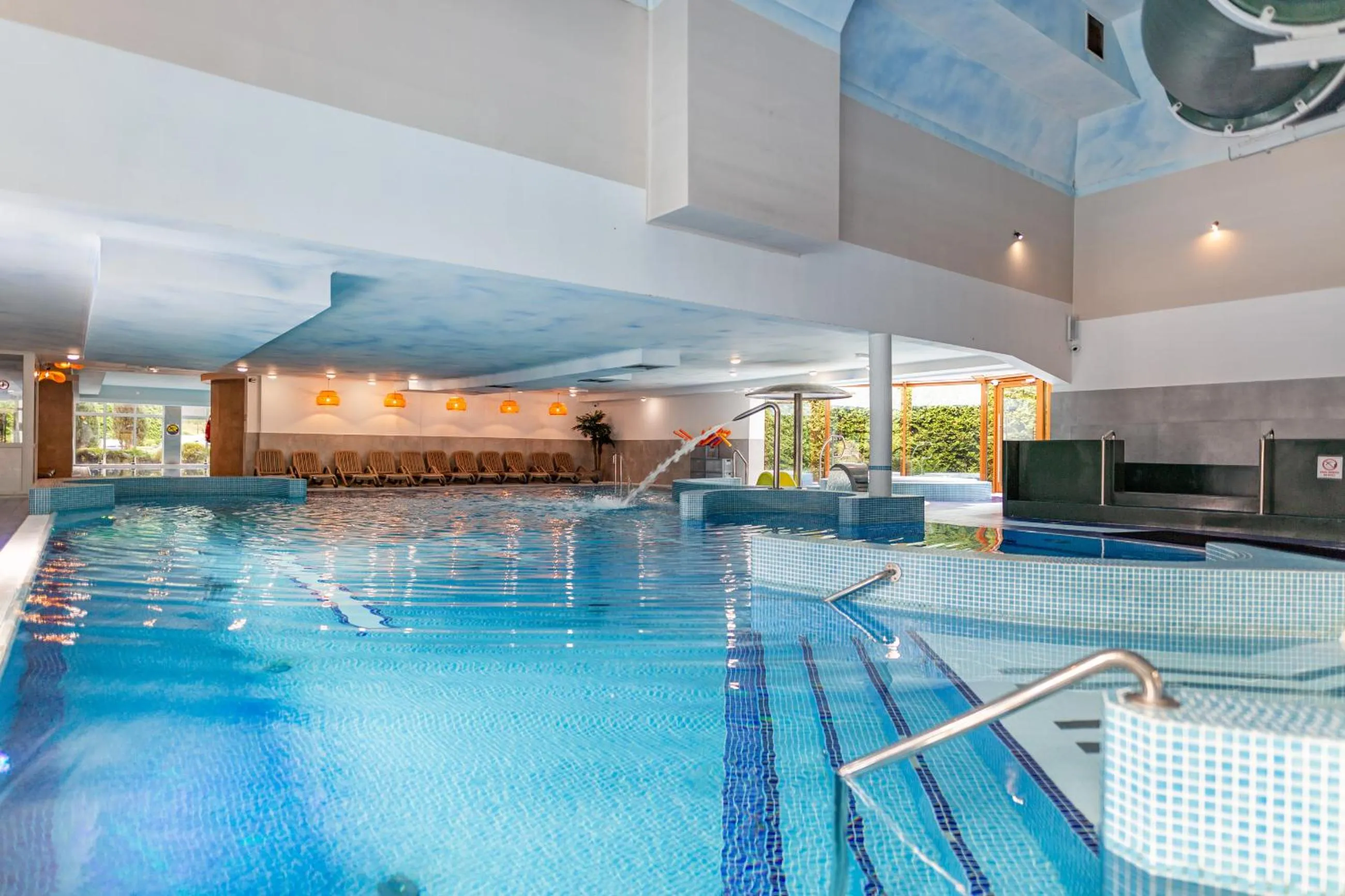 Swimming pool in Apartamenty i pokoje Montana