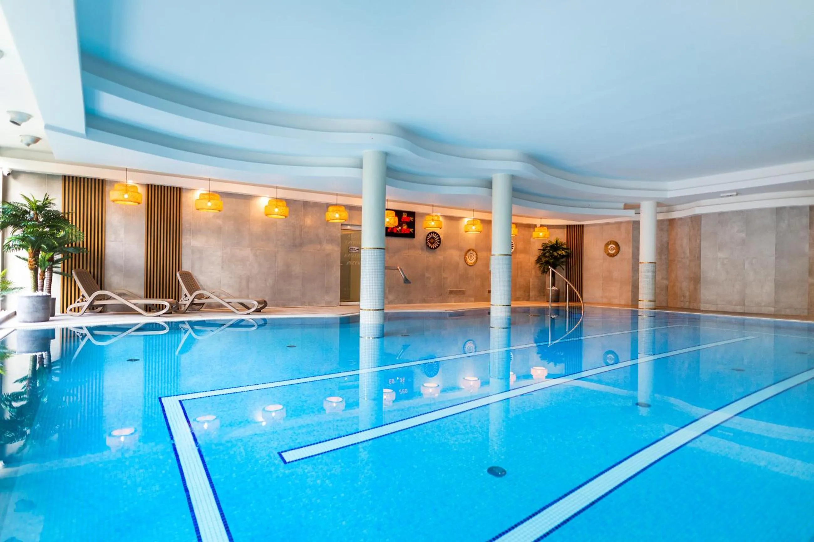 Pool view in Apartamenty i pokoje Montana