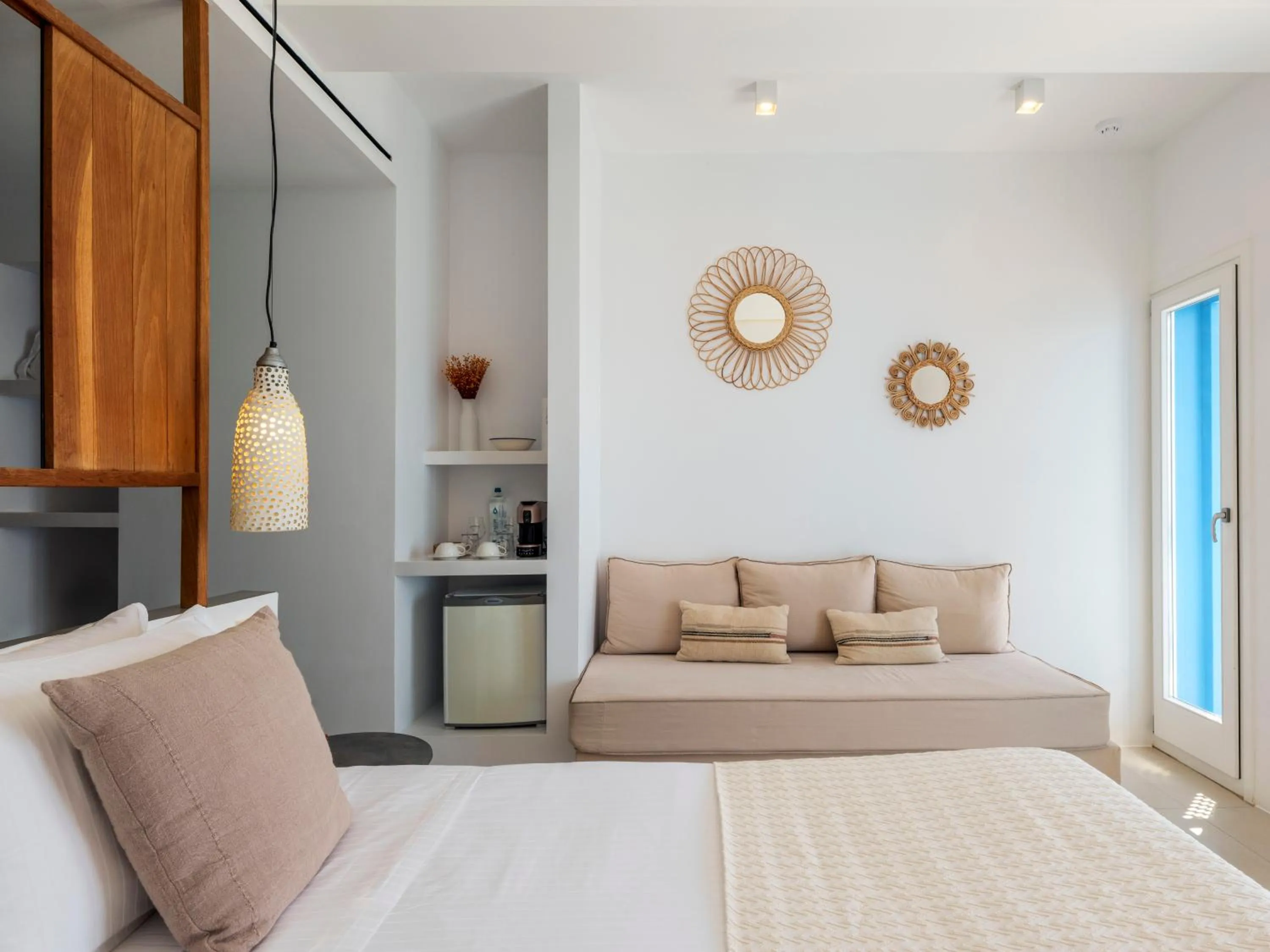 Bed in Bluetopia Suites