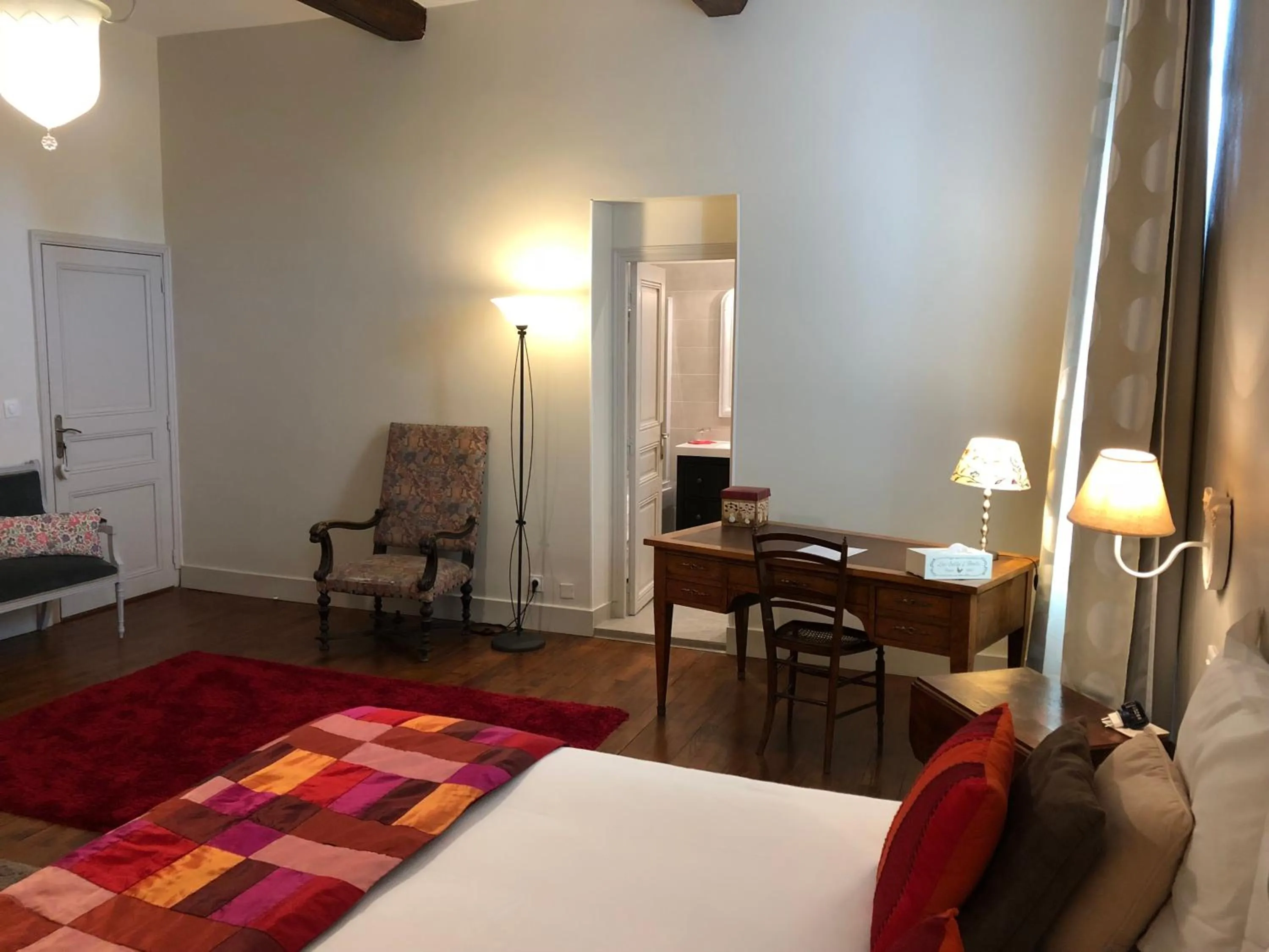 Bed in Gentil'Home - Toulouse B&B Prestige