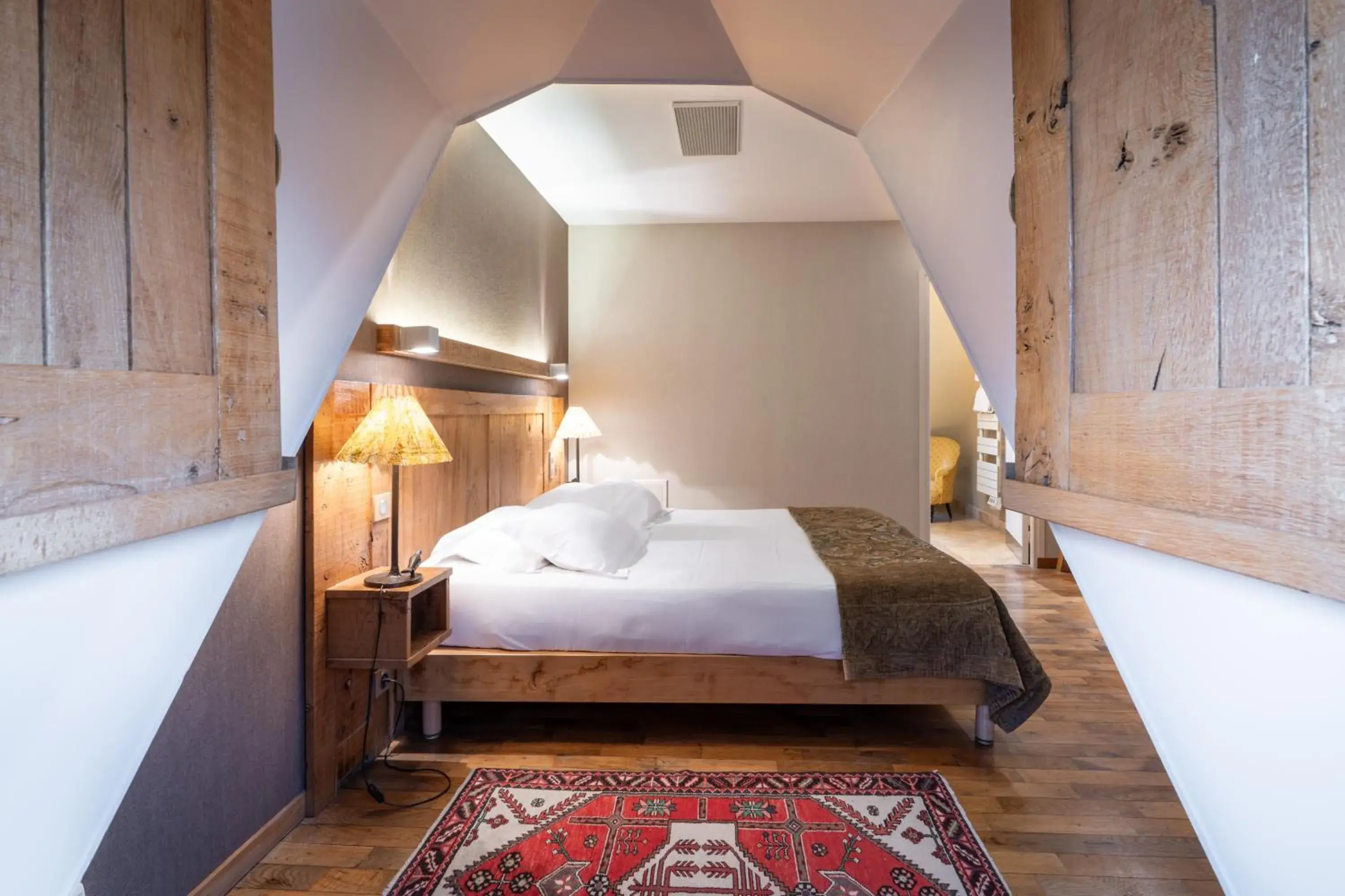 Suite in L'Absinthe Hôtel Suite in L'Absinthe Hôtel