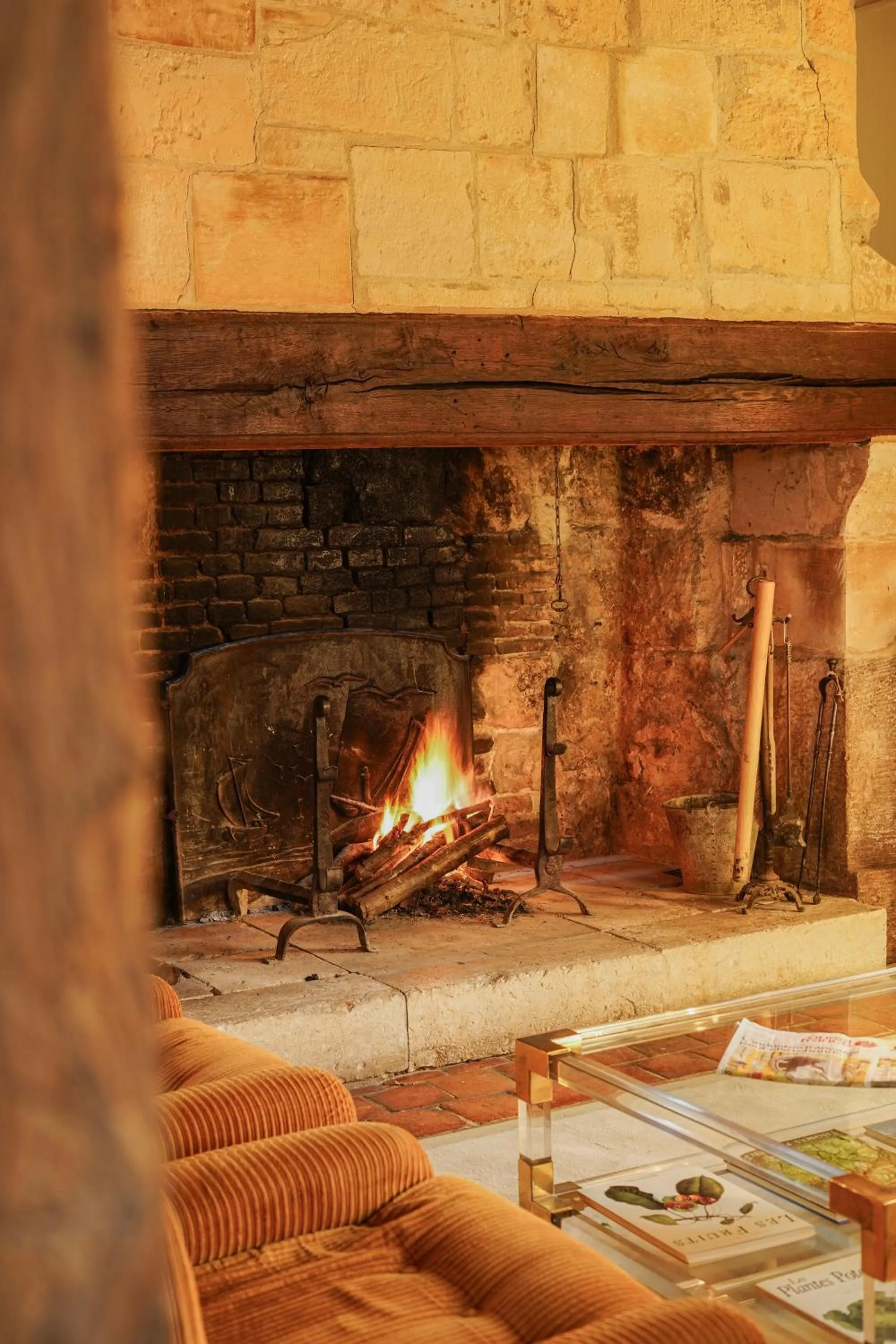 Living room in L'Absinthe Hôtel